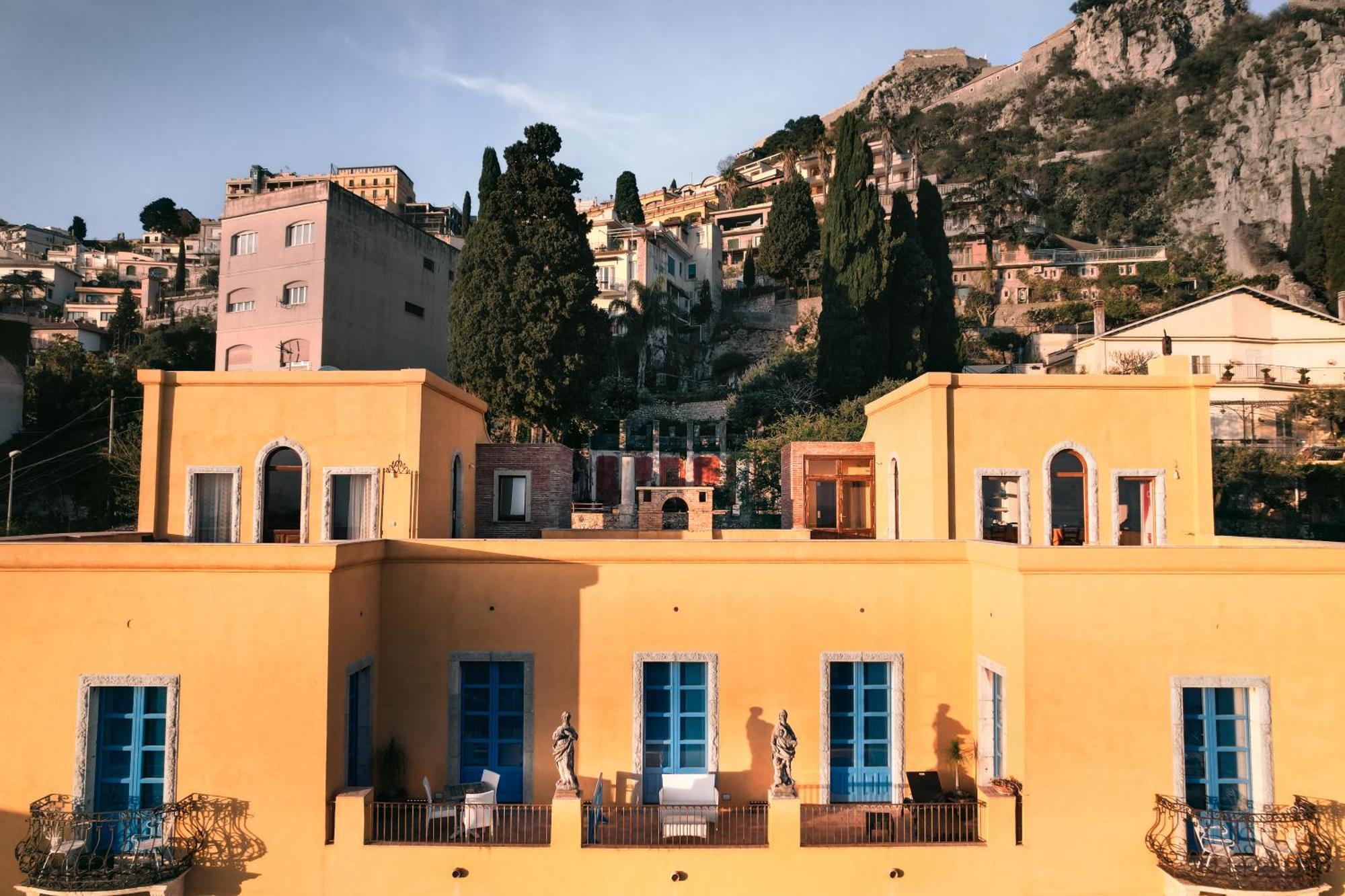 Casa Cuseni, Residenza D'artista, Museo E Giardino Storico 3*