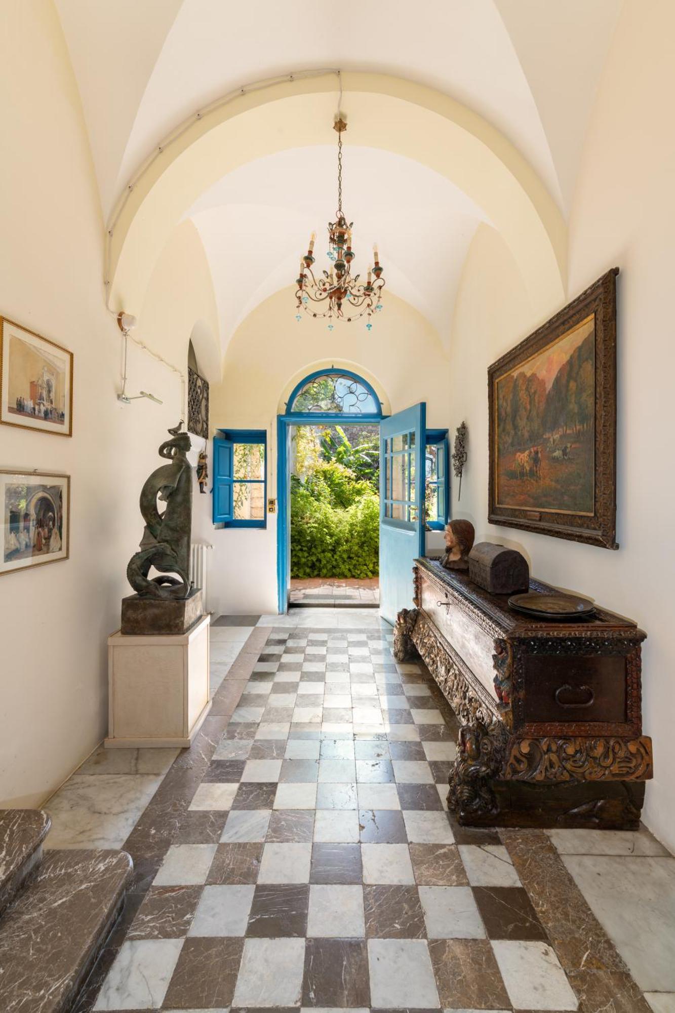 Bed & Breakfast Casa Cuseni, Residenza D'artista, Museo E Giardino Storico 3*