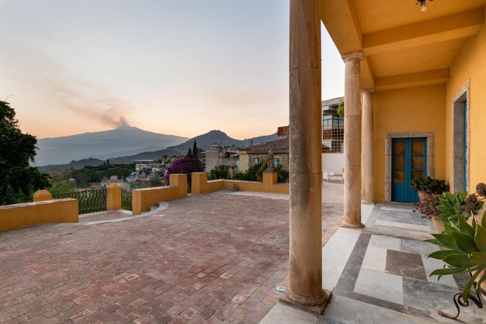Casa Cuseni, Residenza D'artista, Museo E Giardino Storico 3* Taormina