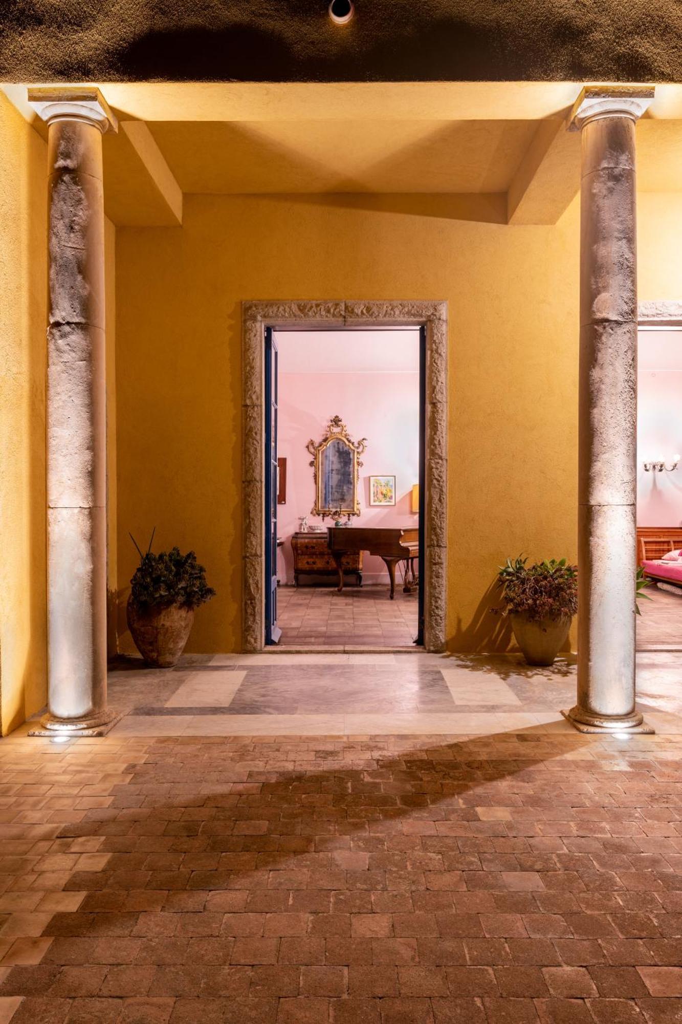 Casa Cuseni, Residenza D'artista, Museo E Giardino Storico Bed & Breakfast 3*