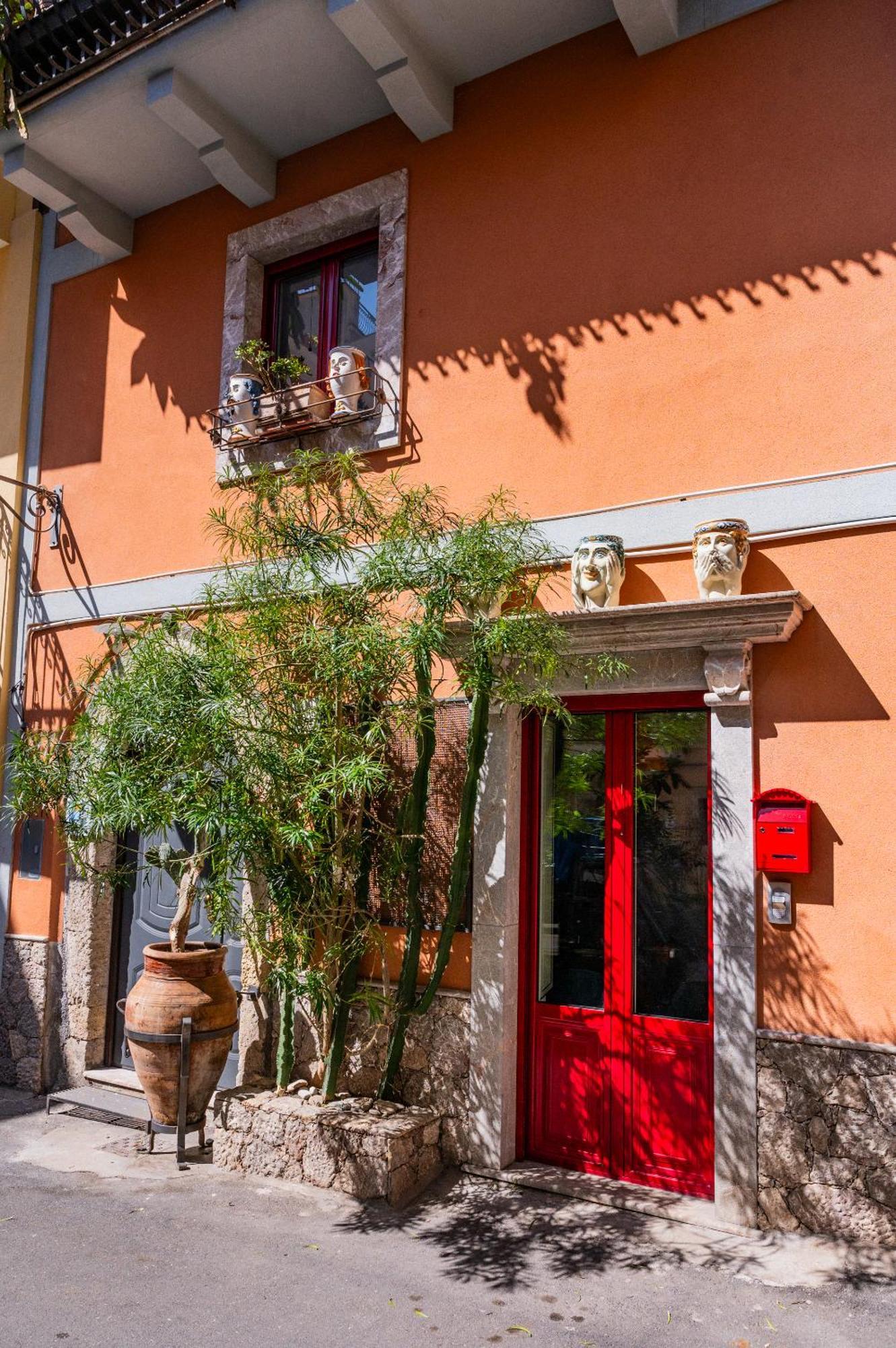 Cascabella Holiday home *