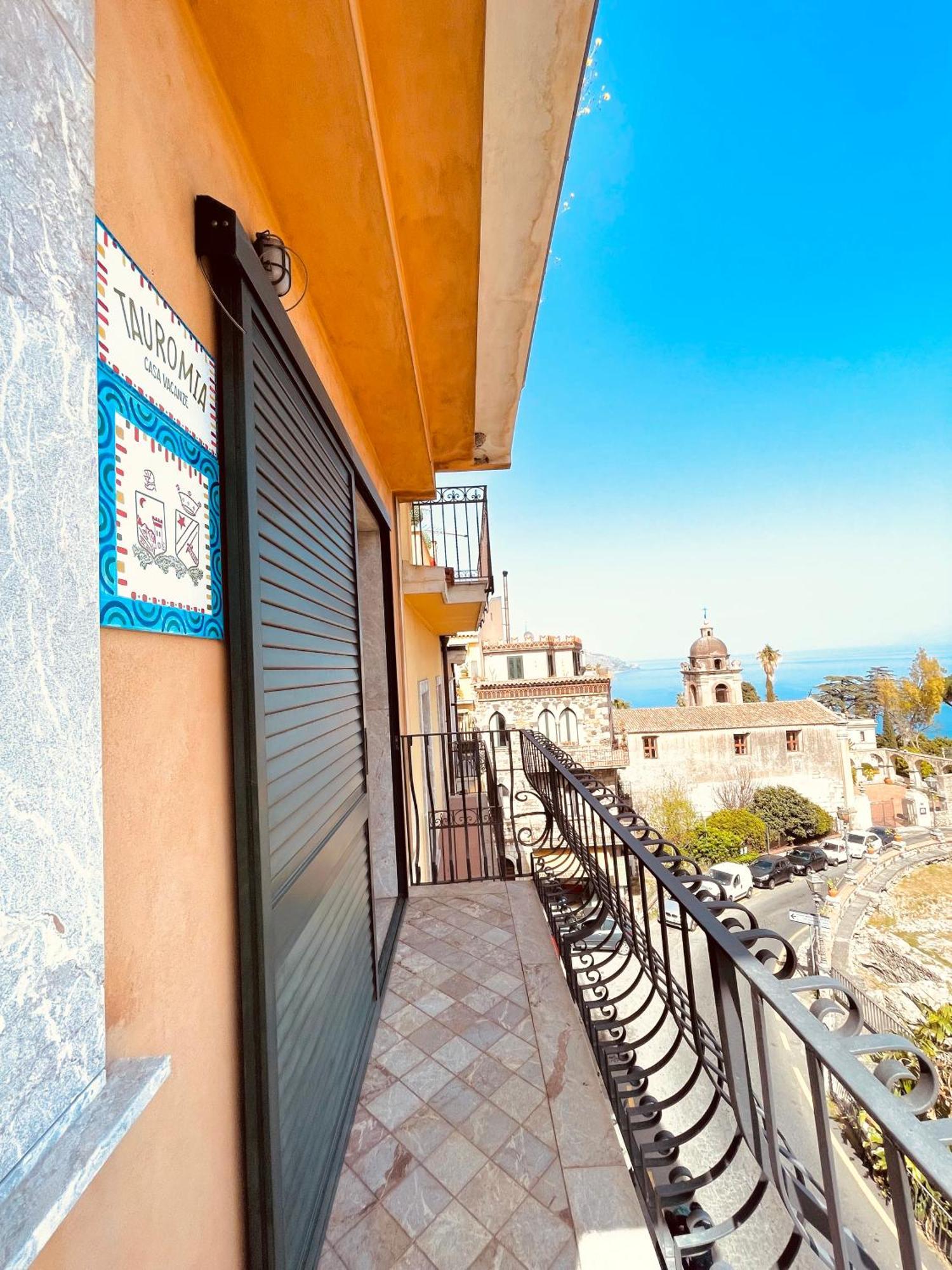 Tauromia * Taormina