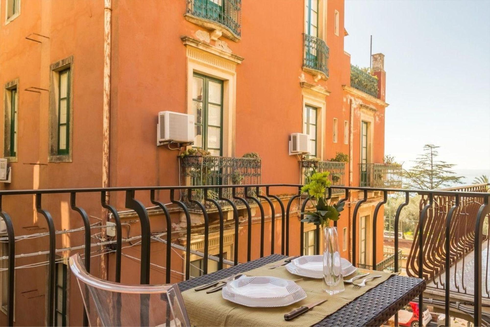 In Mit Terrasse Apartment