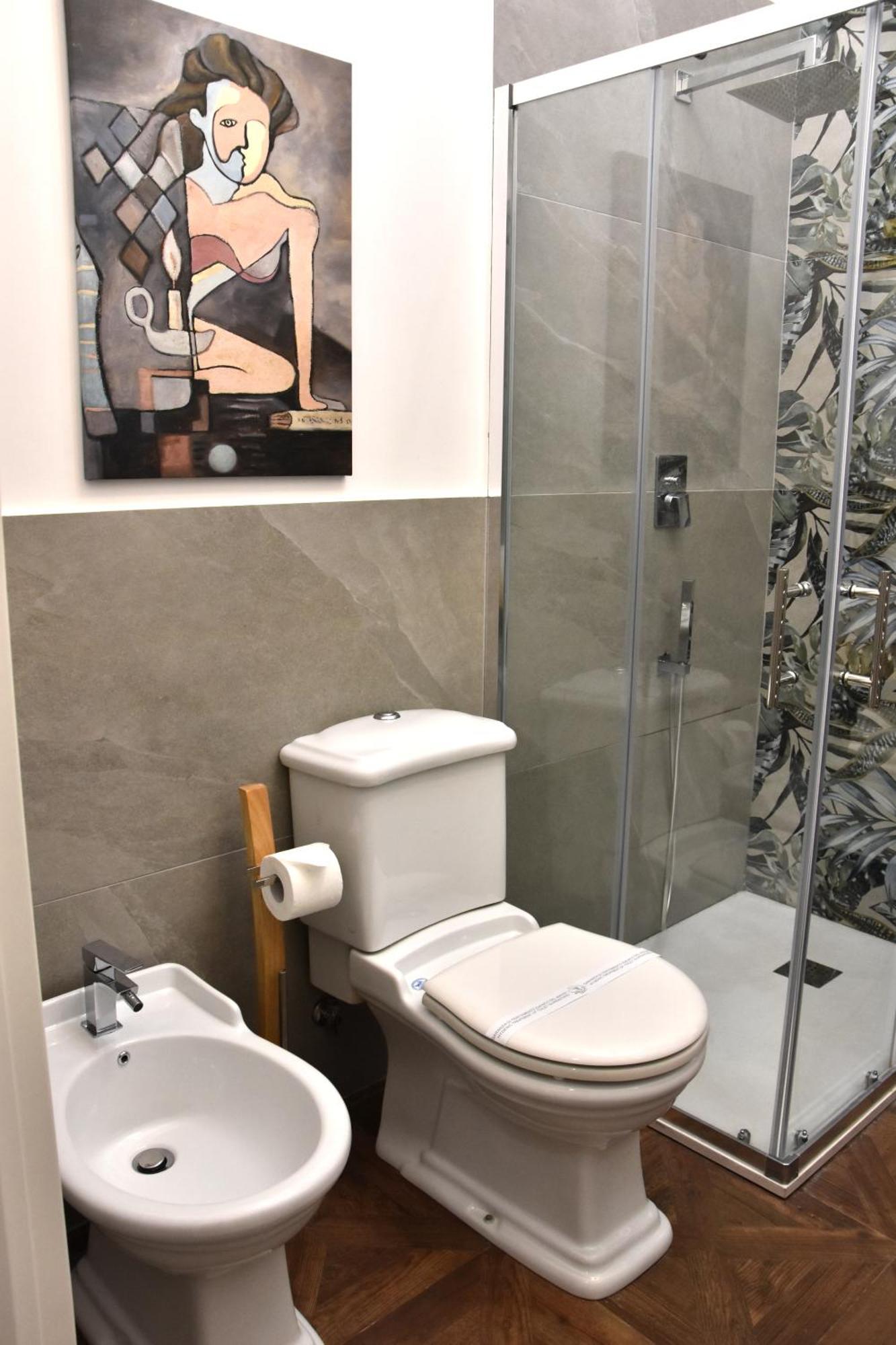 Gloden House Apartment