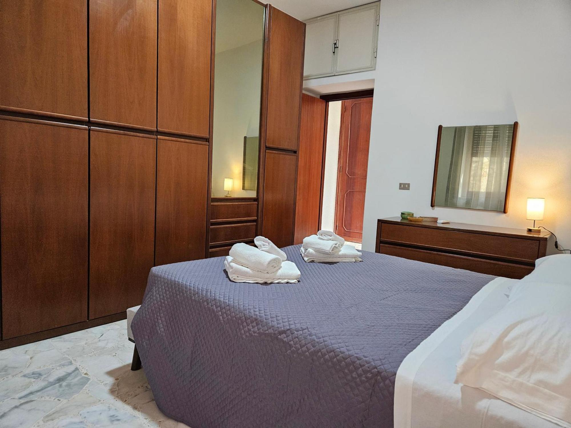 Porta Messina Guest house *