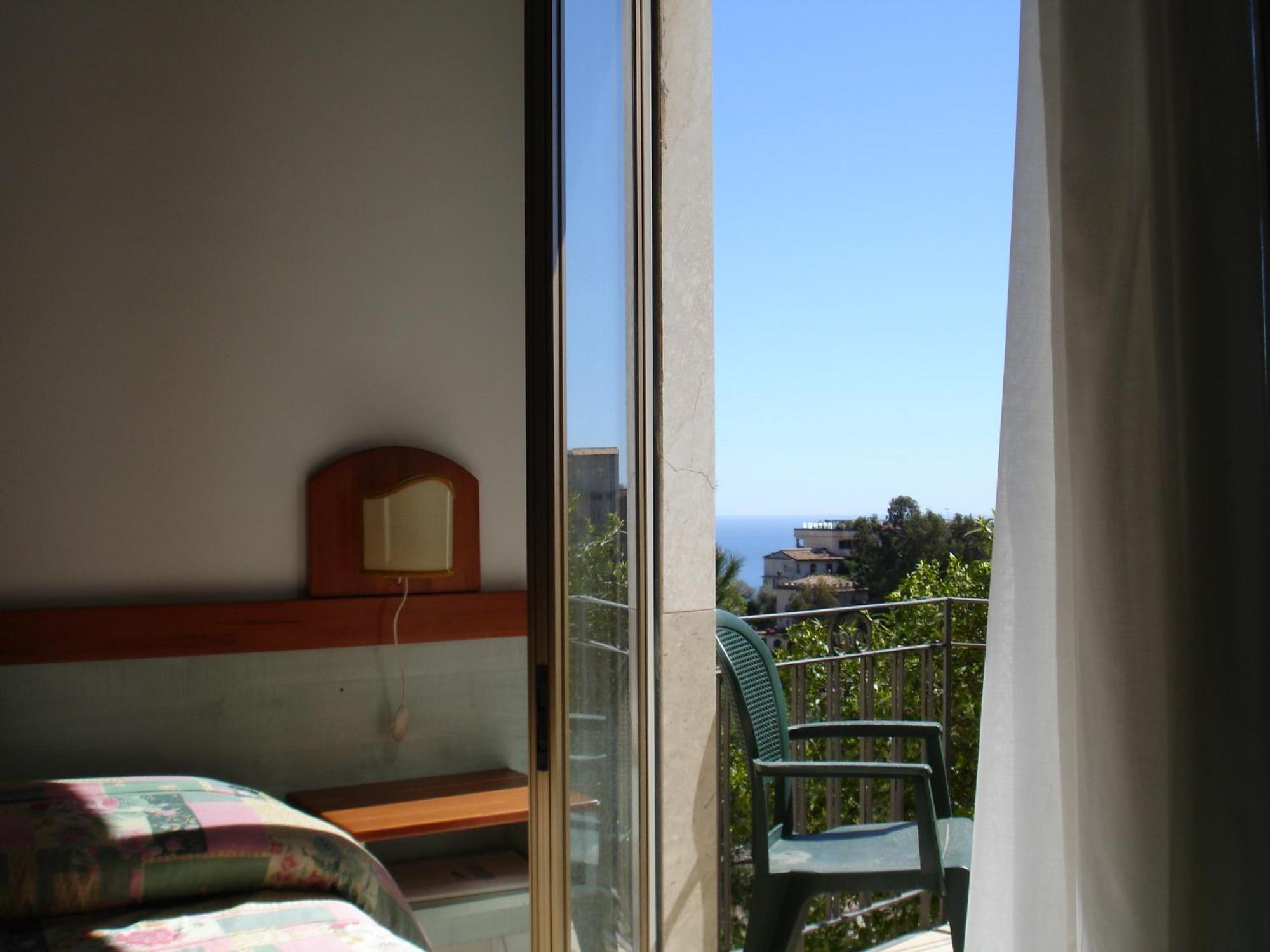Hotel Condor
