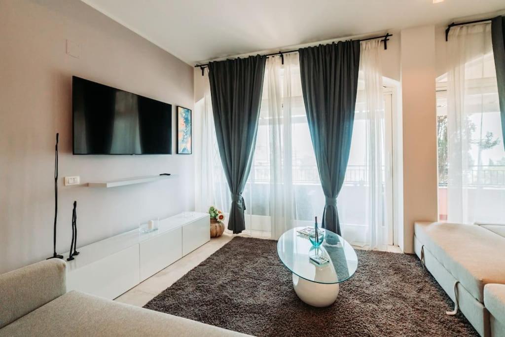 Sanicolo Apartment *