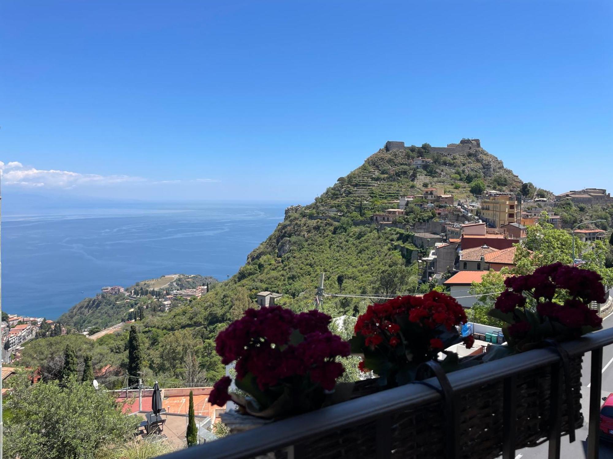 Villa Da Vinci Luxury Panoramic Apartments - Taormina Rooms Collection