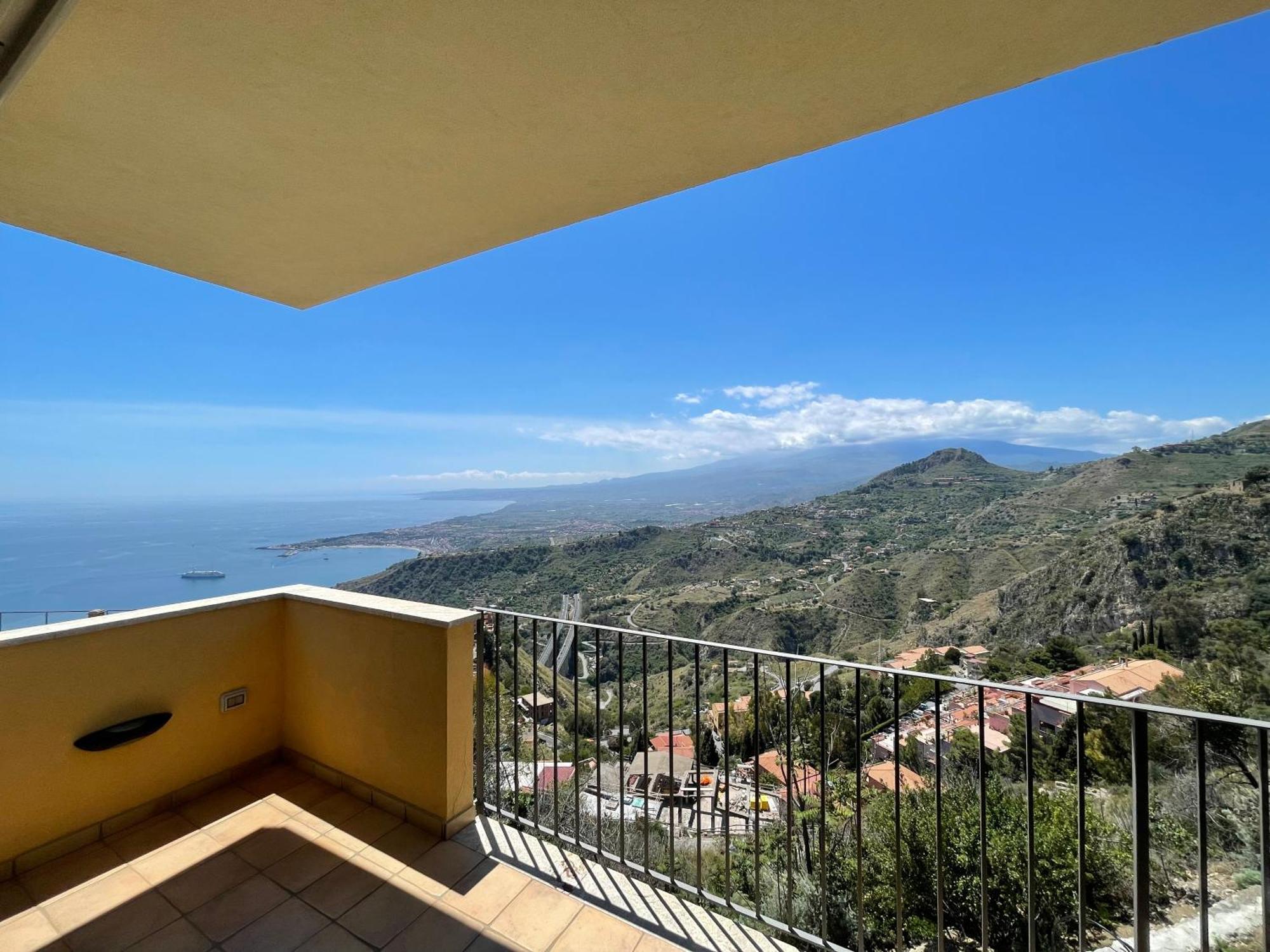Villa Da Vinci Luxury Panoramic Apartments - Taormina Rooms Collection Apartment *