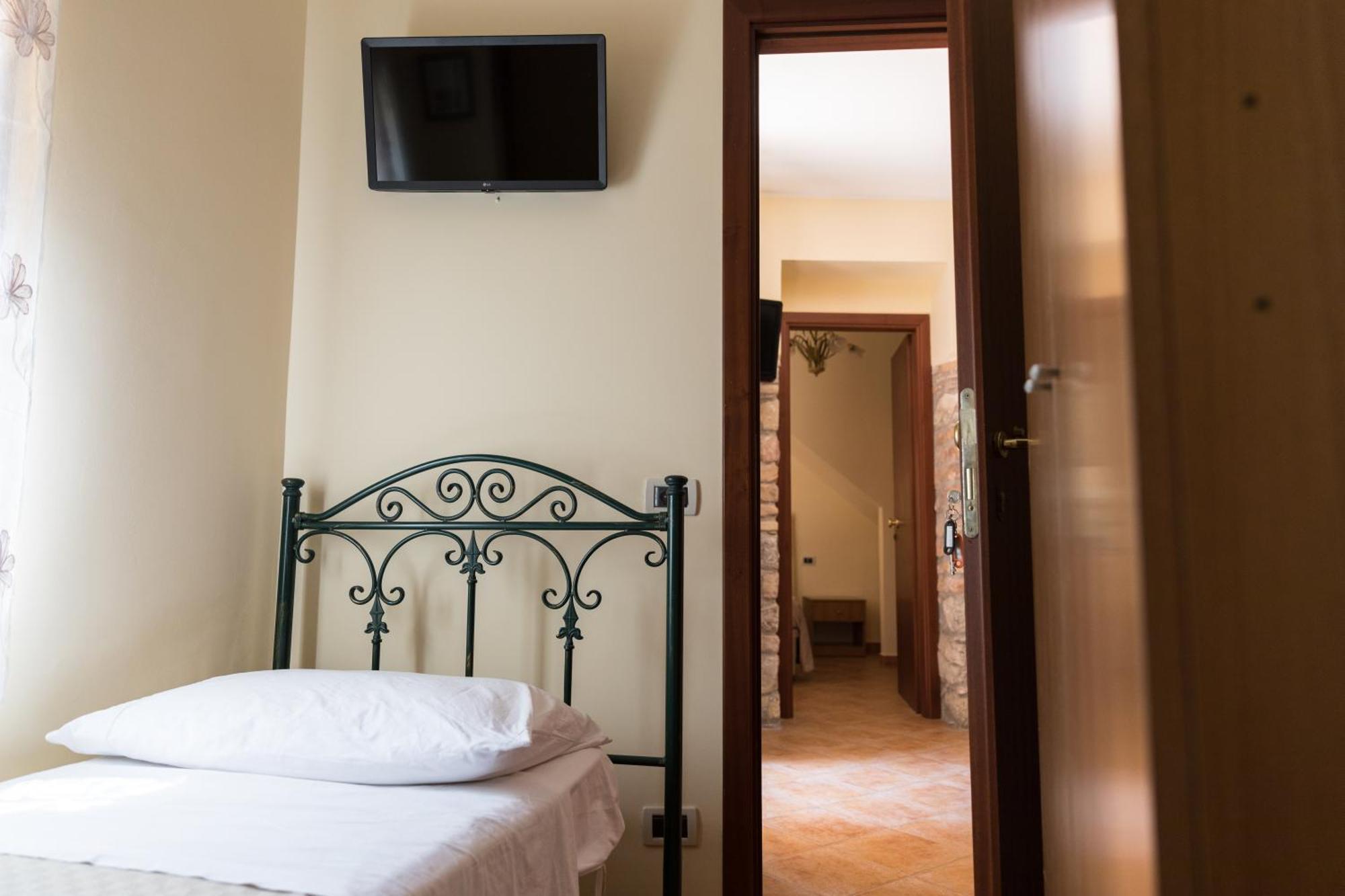 Appartement Vico Tauro House *