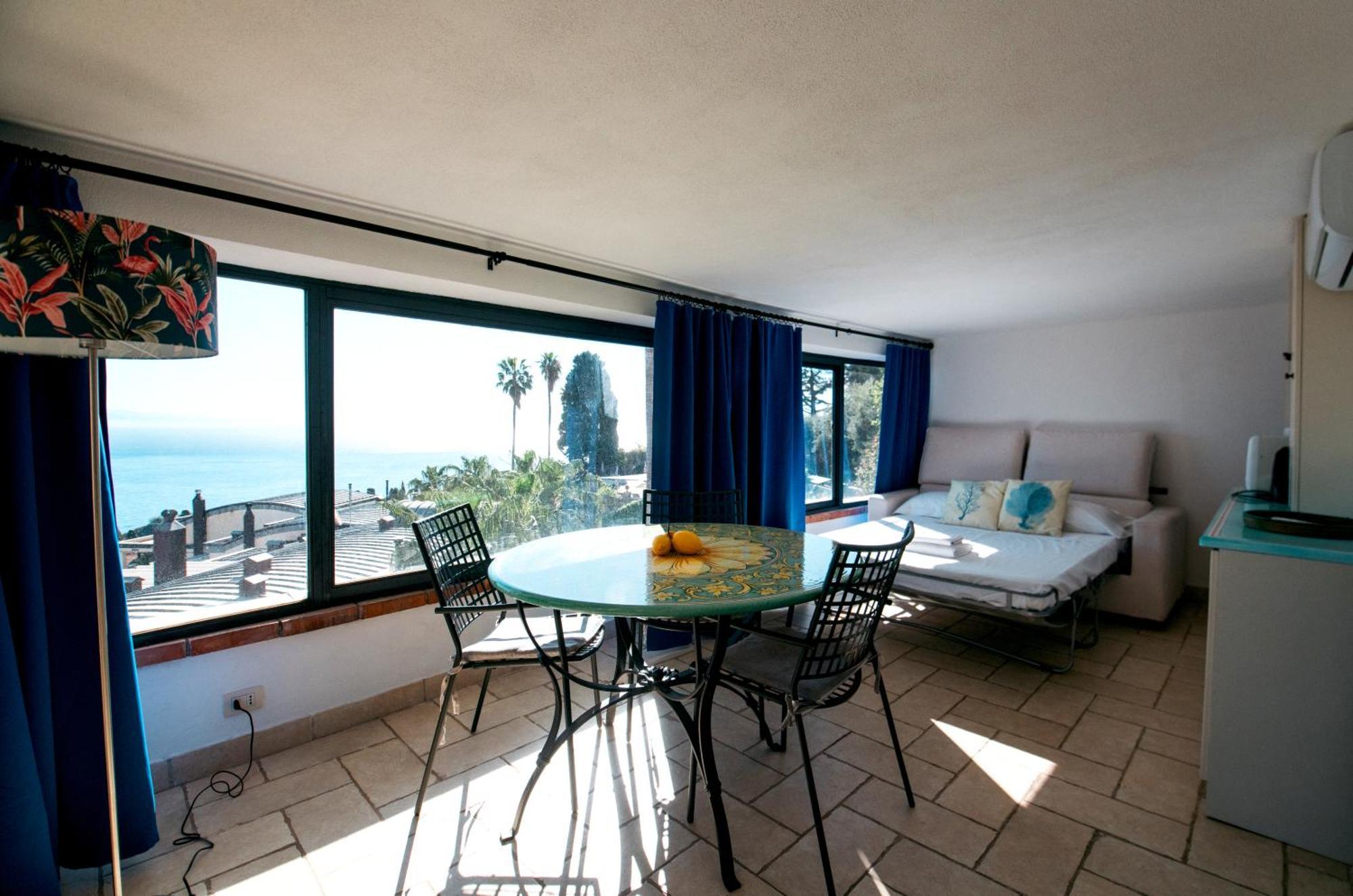 Bayview - Holidays Apartment *