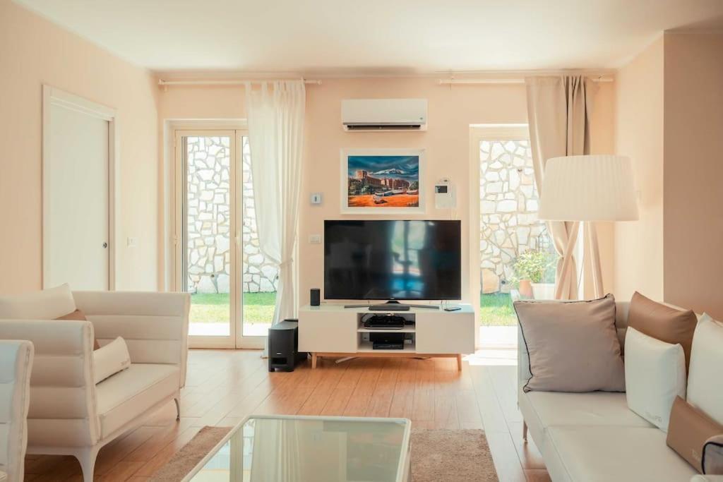 Private Modern In * Taormina