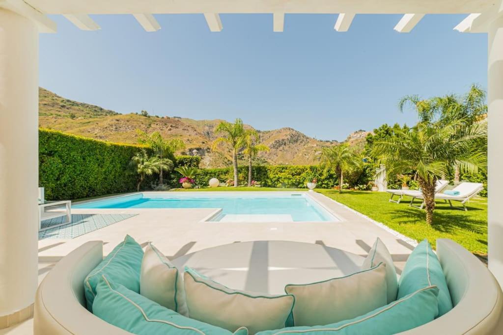 Private Modern In Villa