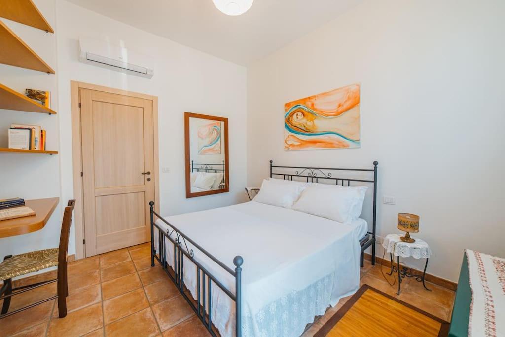 Belvedere House Mazzaro Apartment