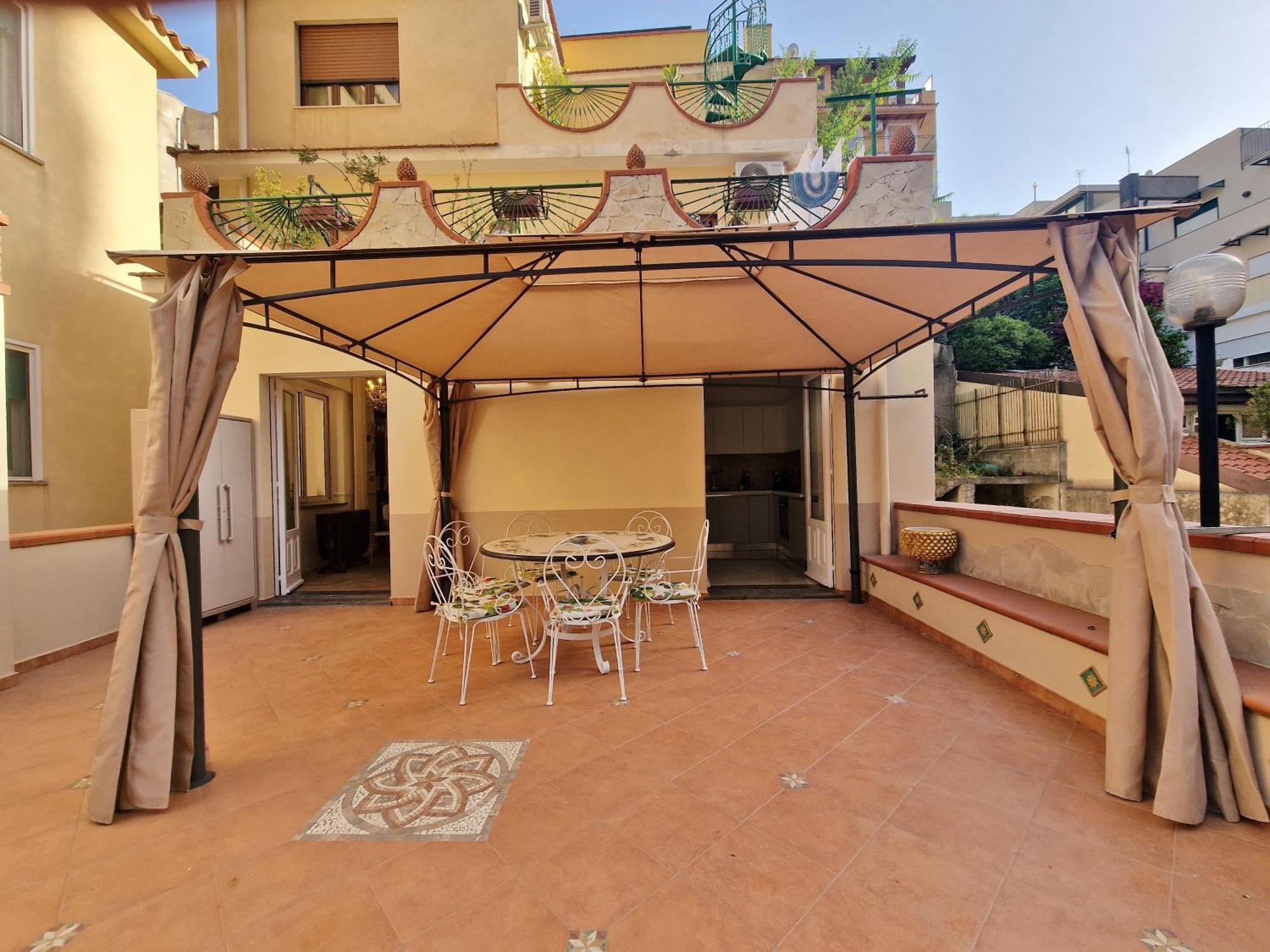 La Baronessa Charming House With Parking Apartment *