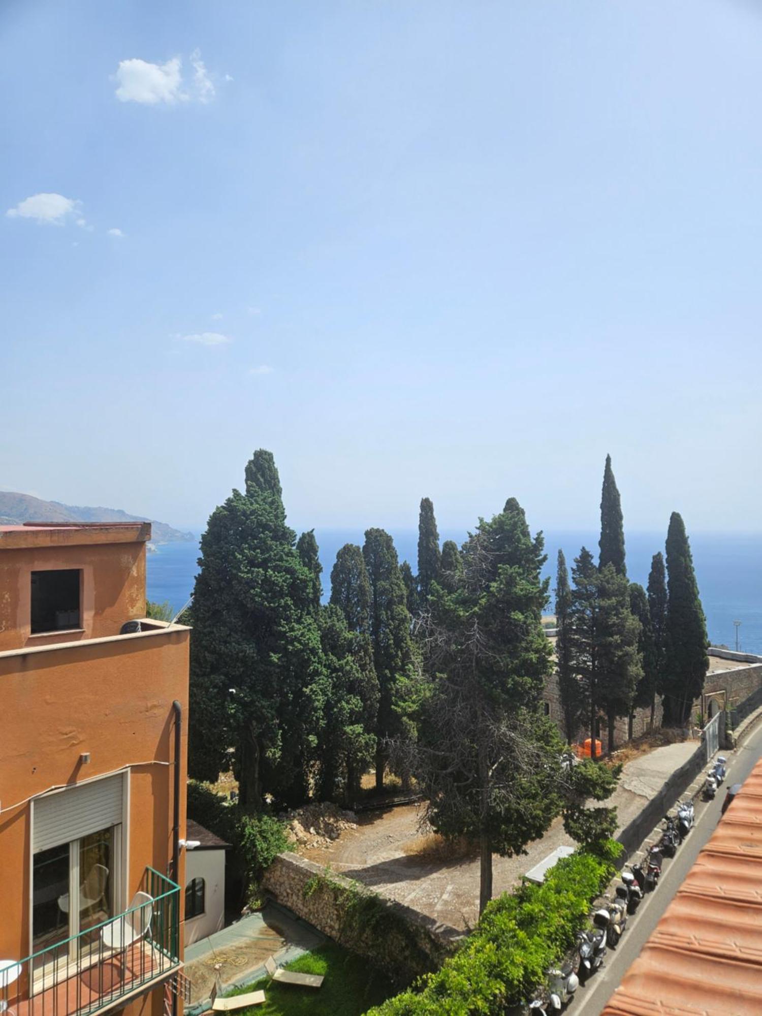 Porta Messina Guest house