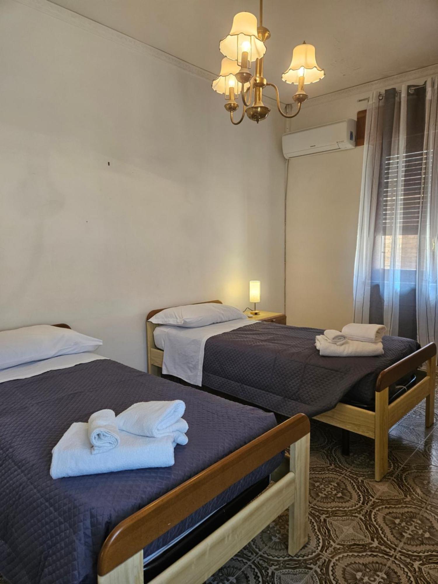 Porta Messina Guest house *
