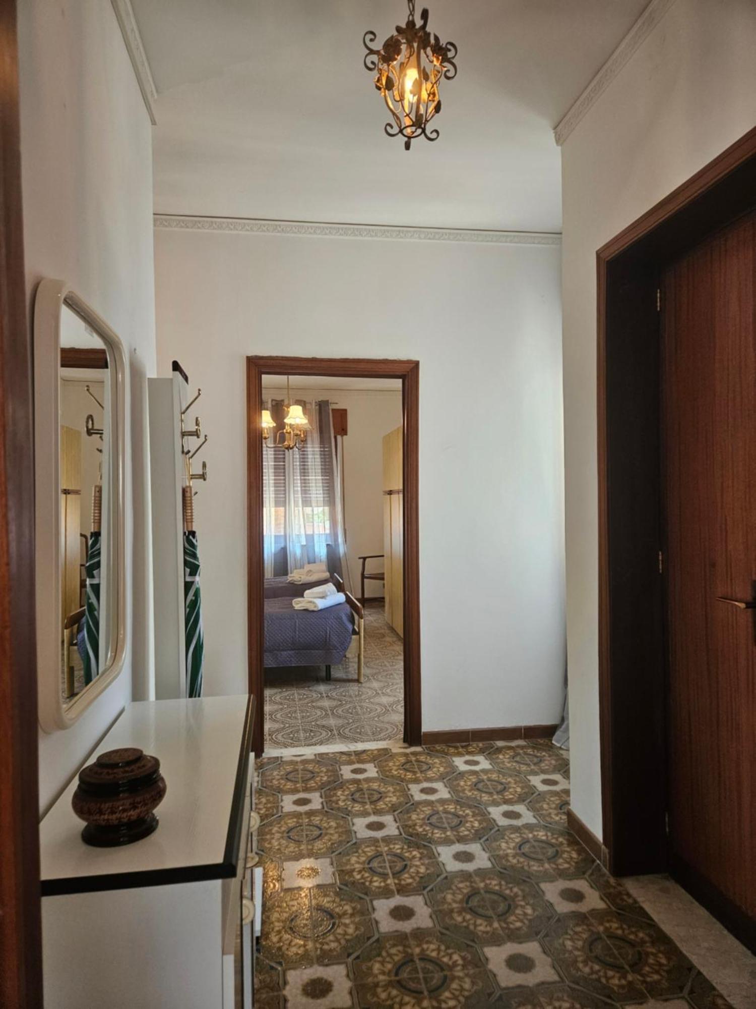 Porta Messina Guest house *