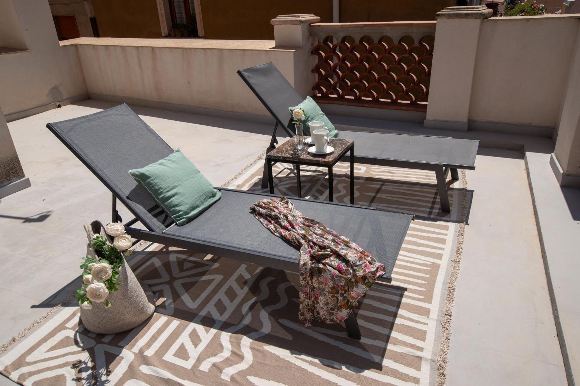 Maia Flora Apartment