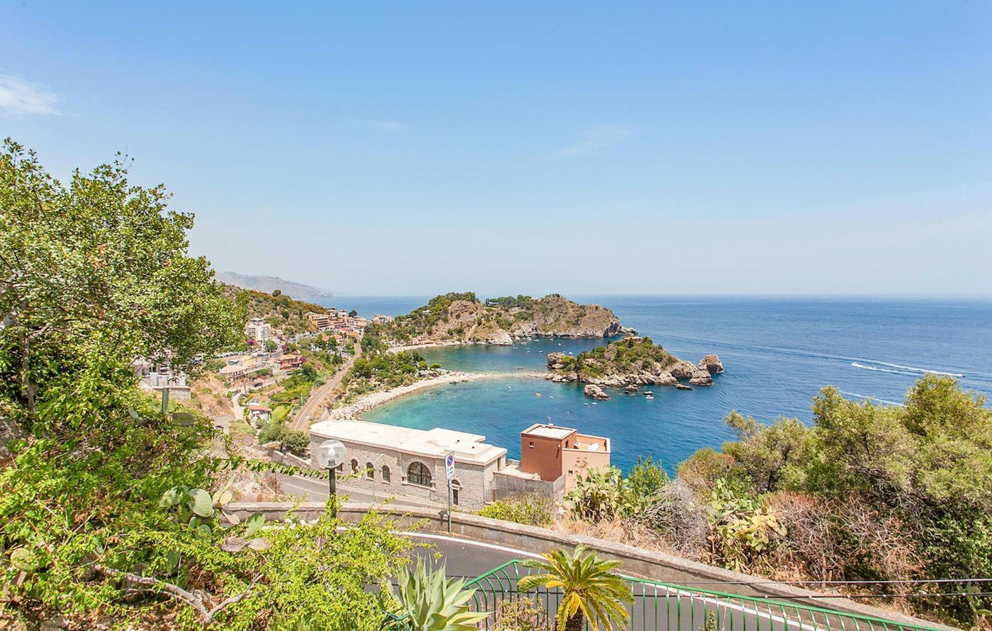 Apartment Amazing In With Kitchen Taormina