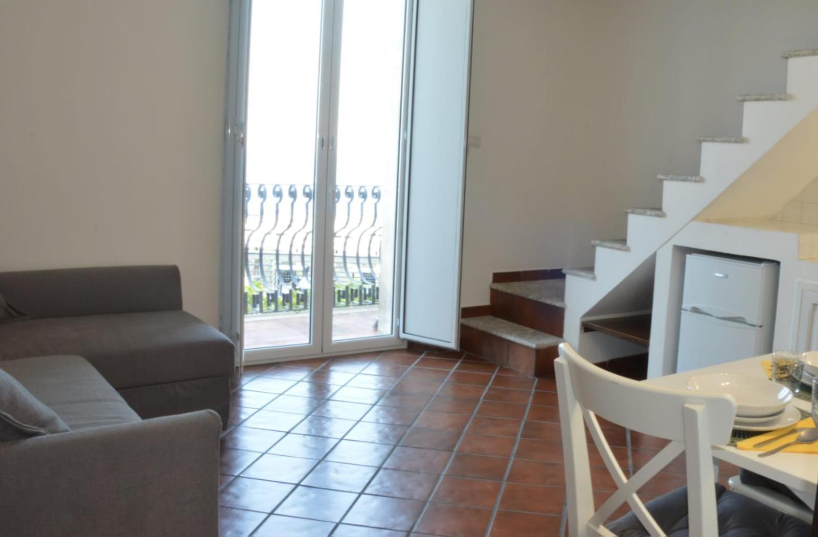 Fm Panoramic House Center *