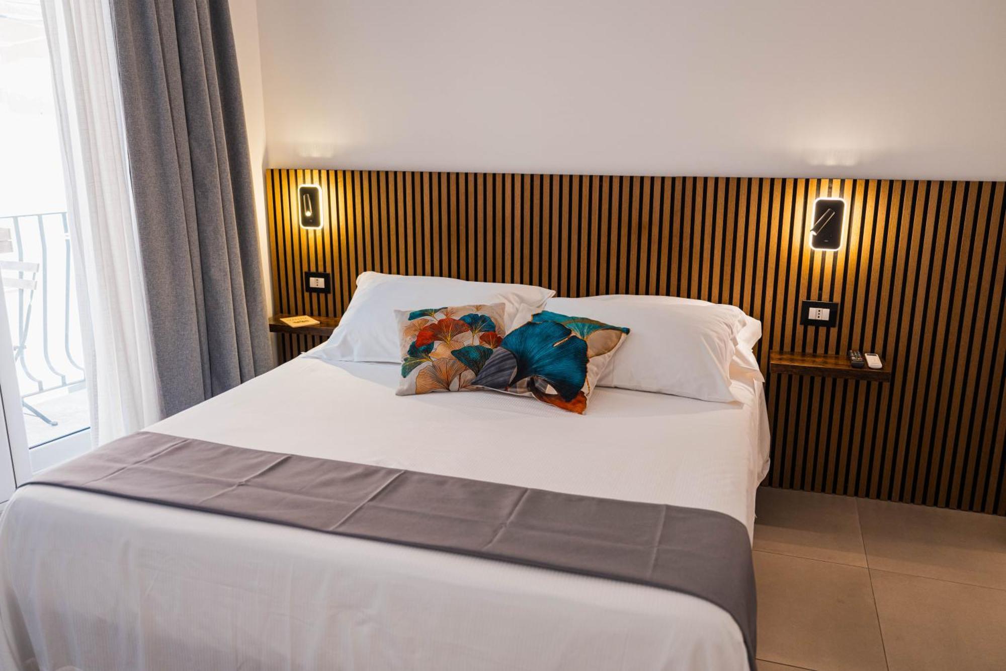 Humboldt Luxury * Taormina