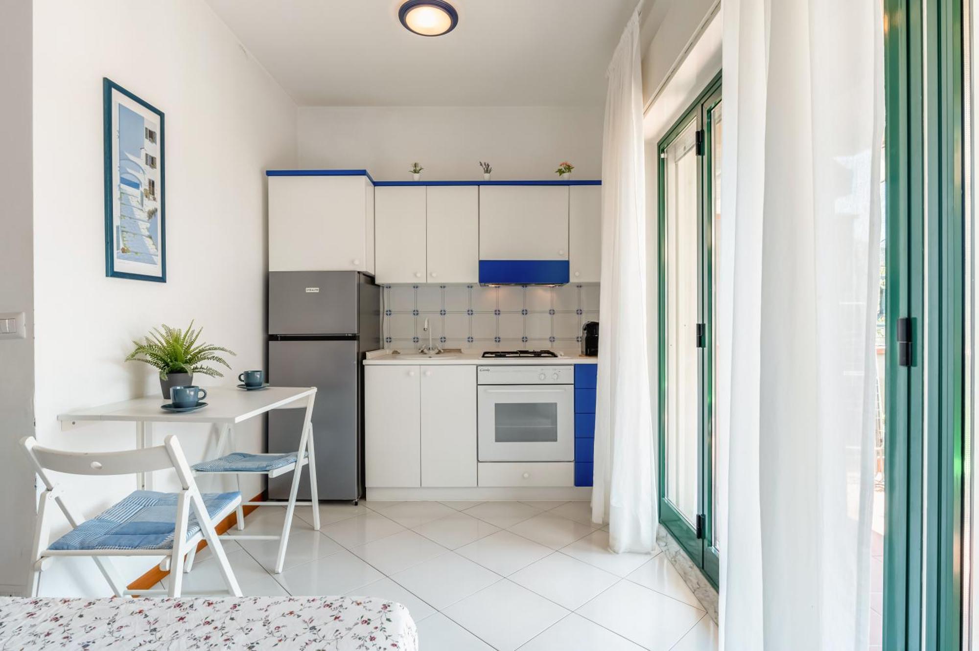 Apartment Romantic Retreat In *