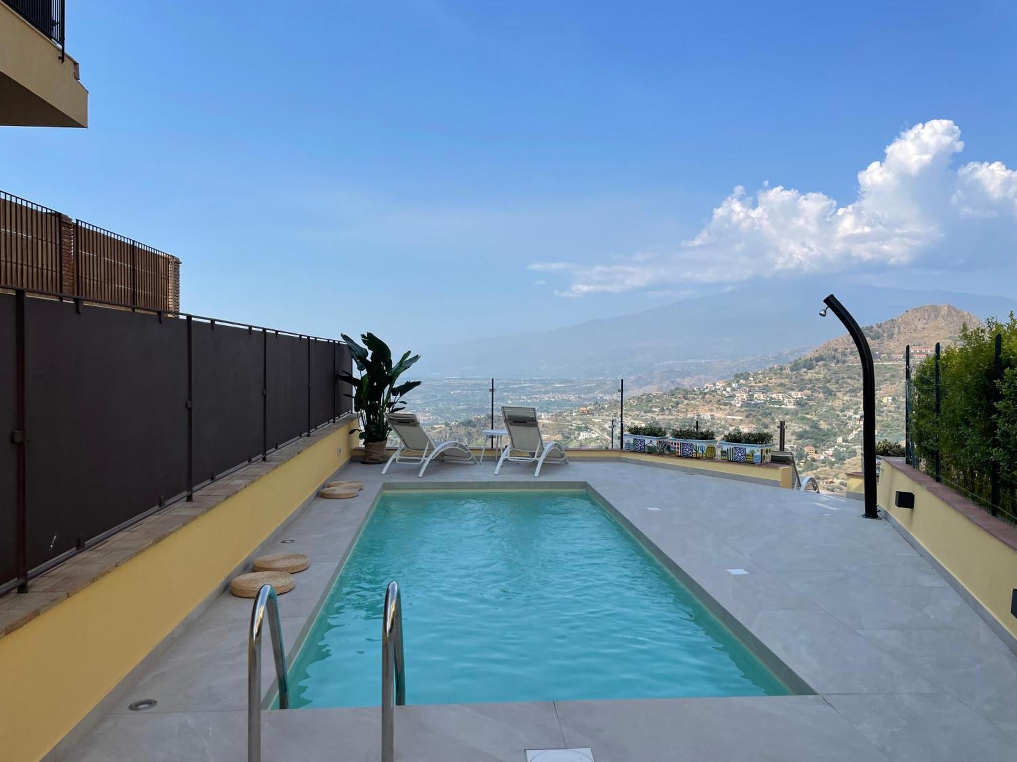 Villa Da Vinci Luxury Panoramic Apartments - Taormina Rooms Collection *