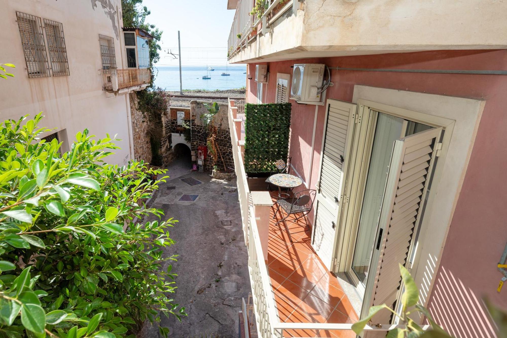 Sicilian House