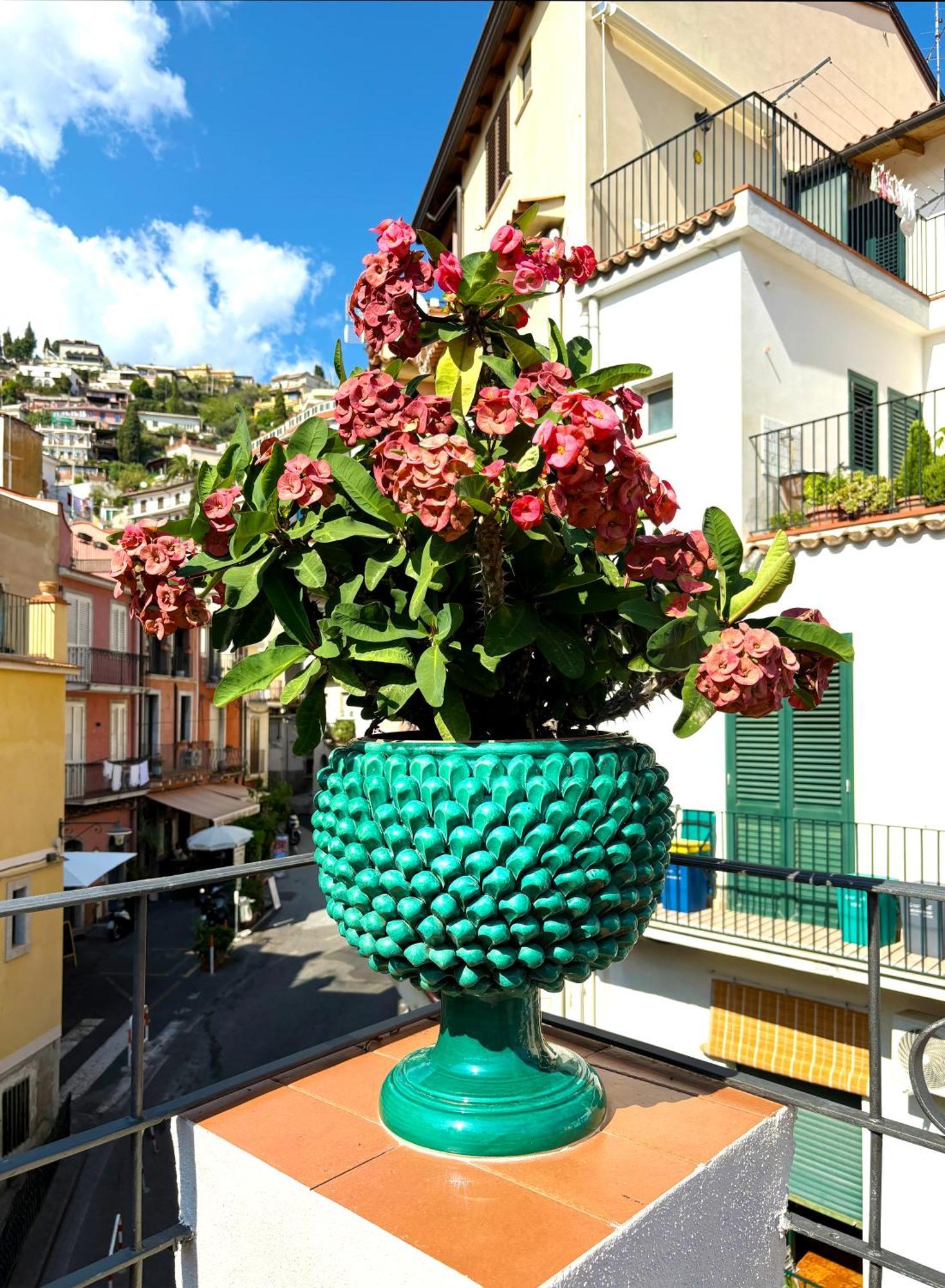 Le Pigne House With Terrace In Centre Holiday home *