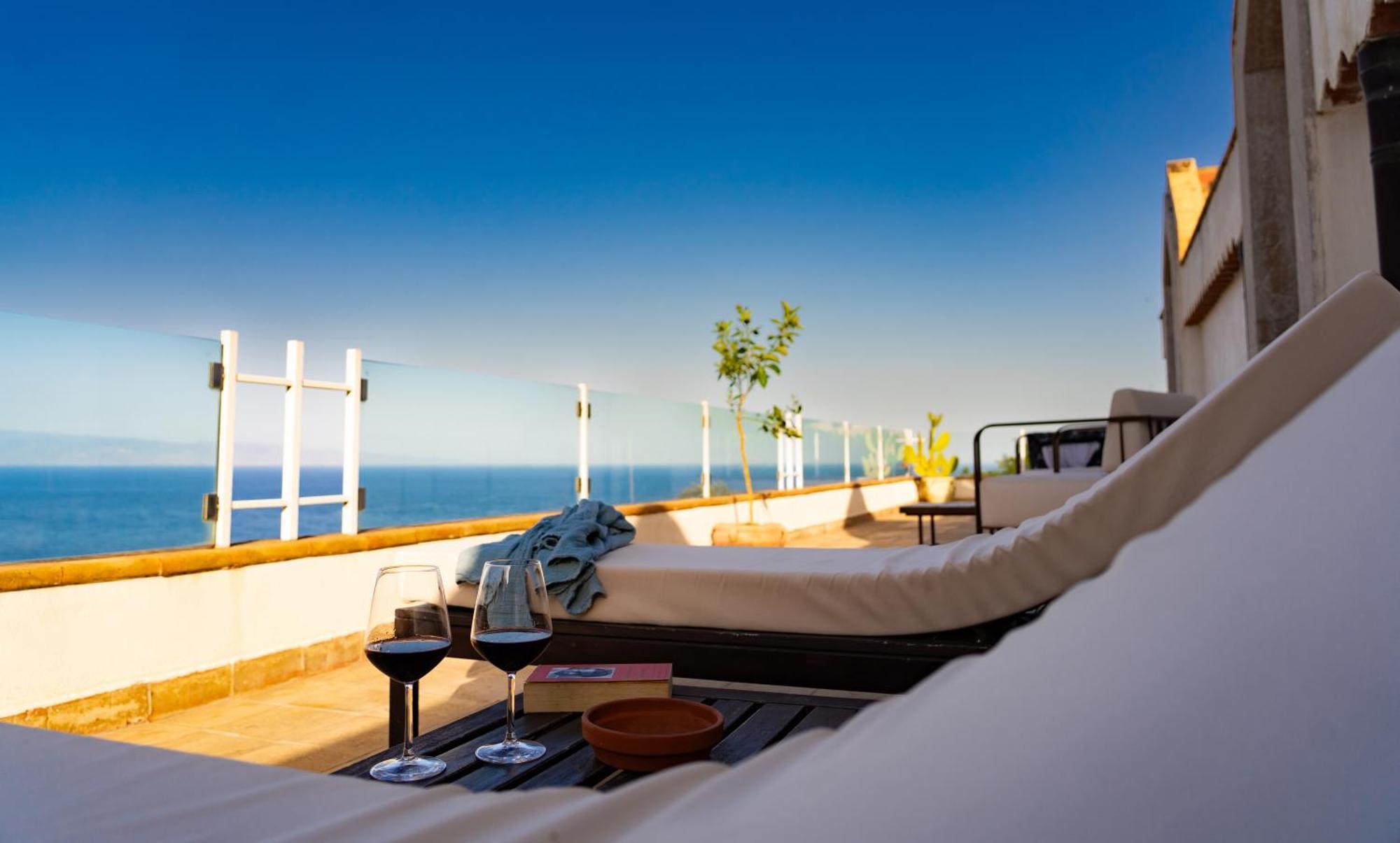 Luxury Taorum With Spectacular Sea Views In Villa