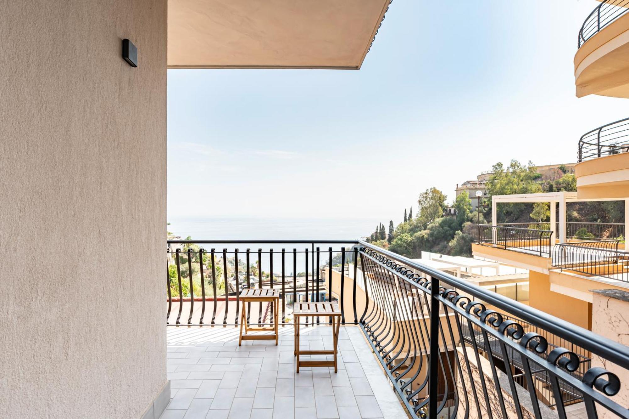 Lovely With Romantic Sea View Apartamento