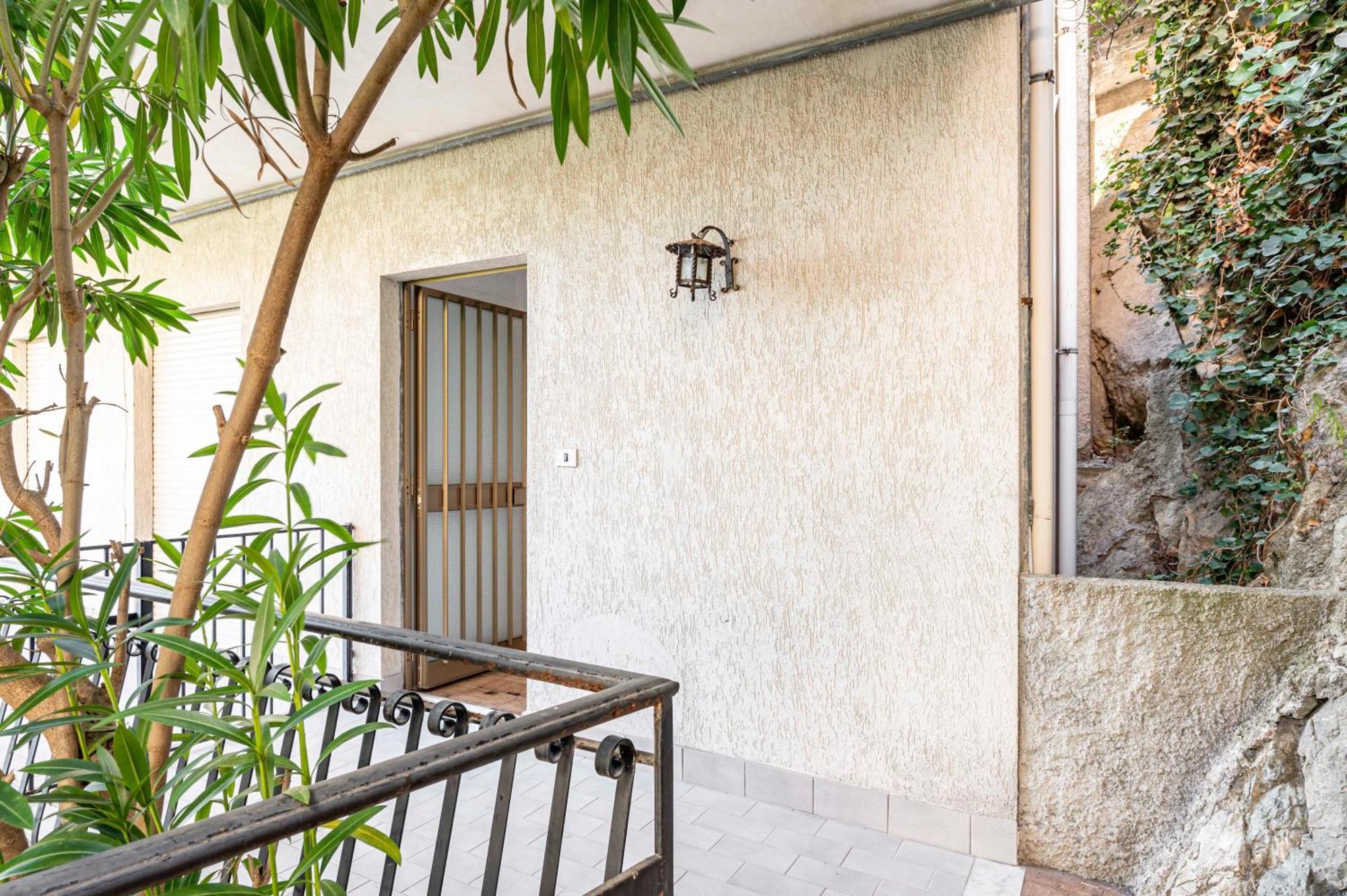 Apartamento Lovely With Romantic Sea View *