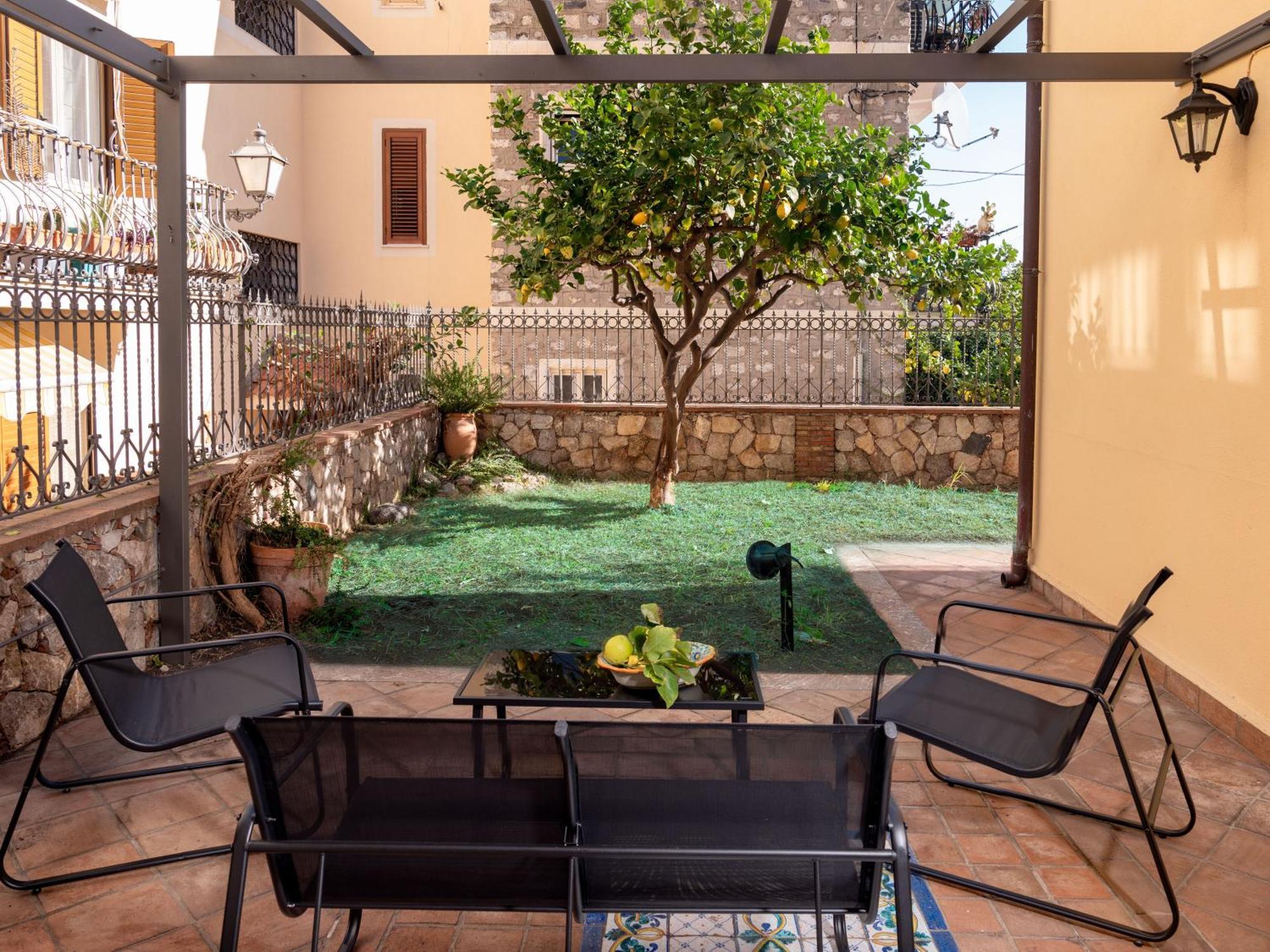 Casa Santina * Taormina