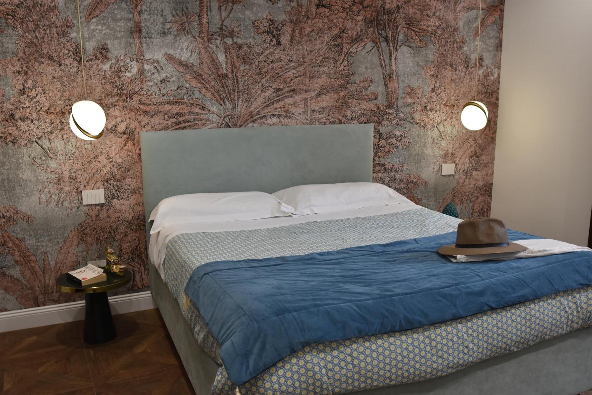 Gloden House Apartment