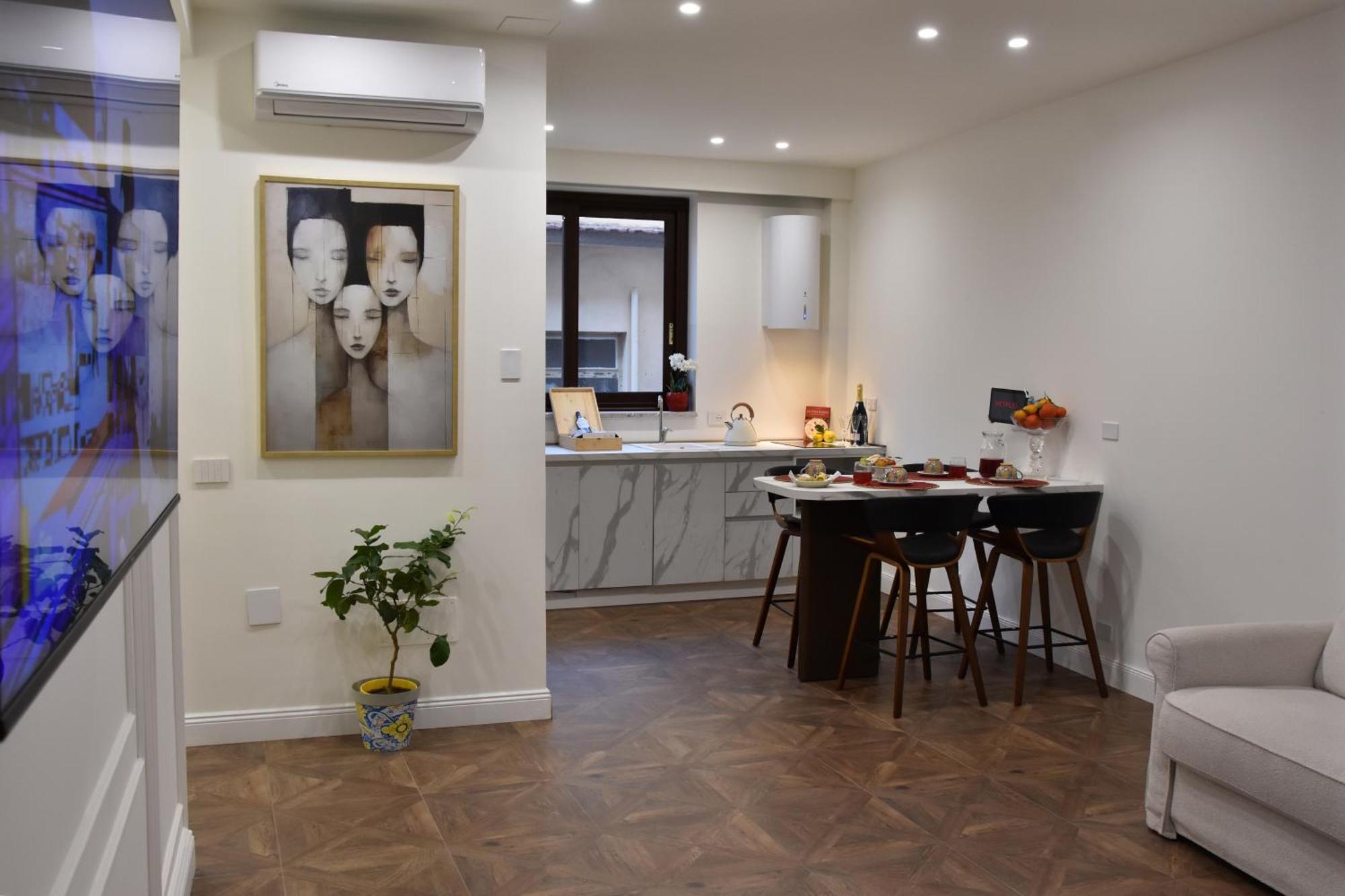 Apartment Gloden House *