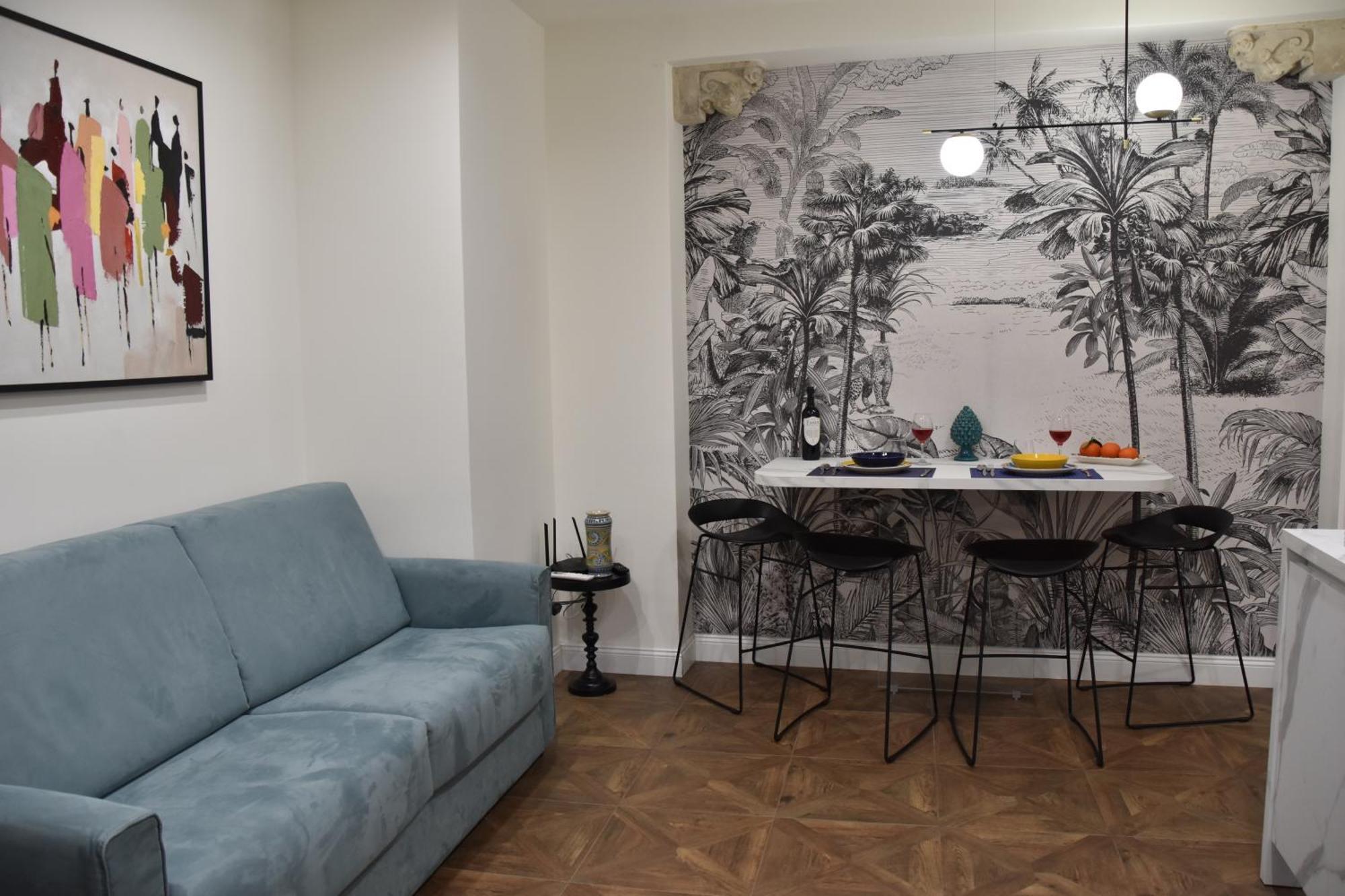Gloden House *