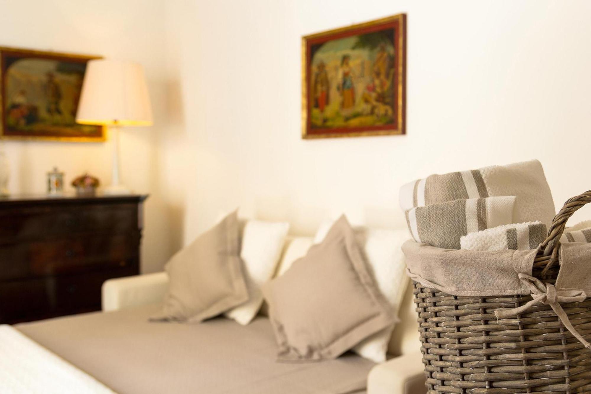 Fuer 2 Personen 2 Ca, 70 M Sup2 In Taormina, Sizilien Ostkueste Von Sizilien Apartment *