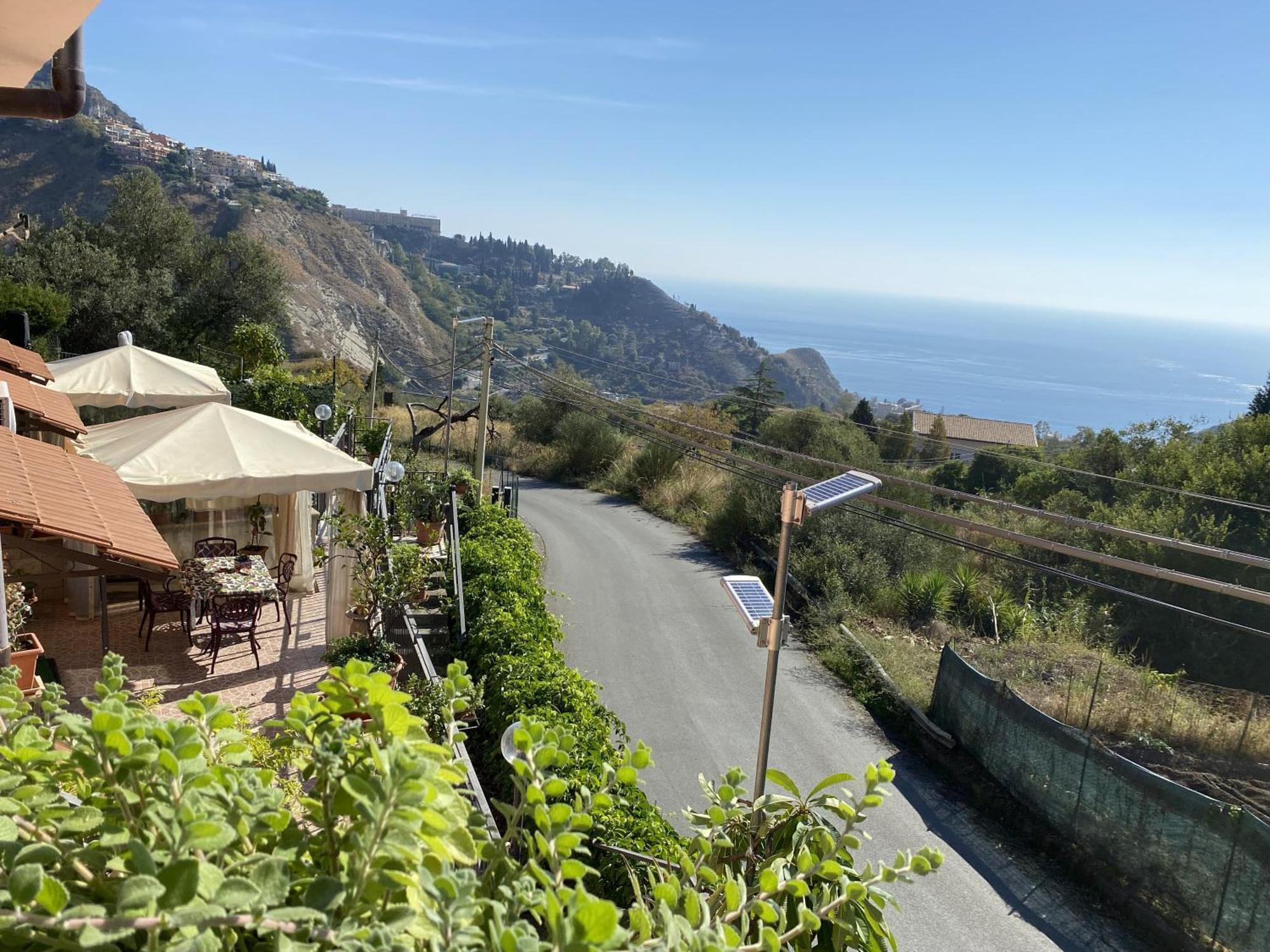 Bed & Breakfast Tirreno- Finestra Sul Mare Taormina
