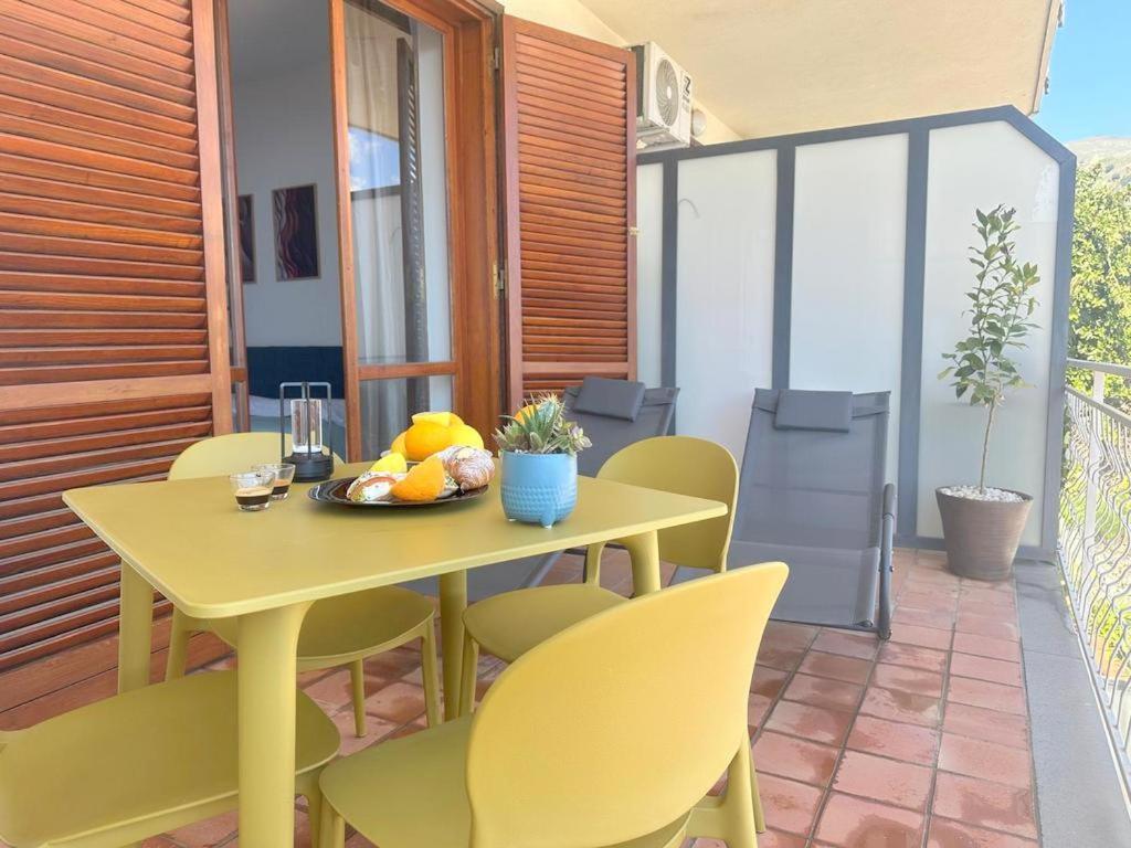 Dama View By Holidays Apartment