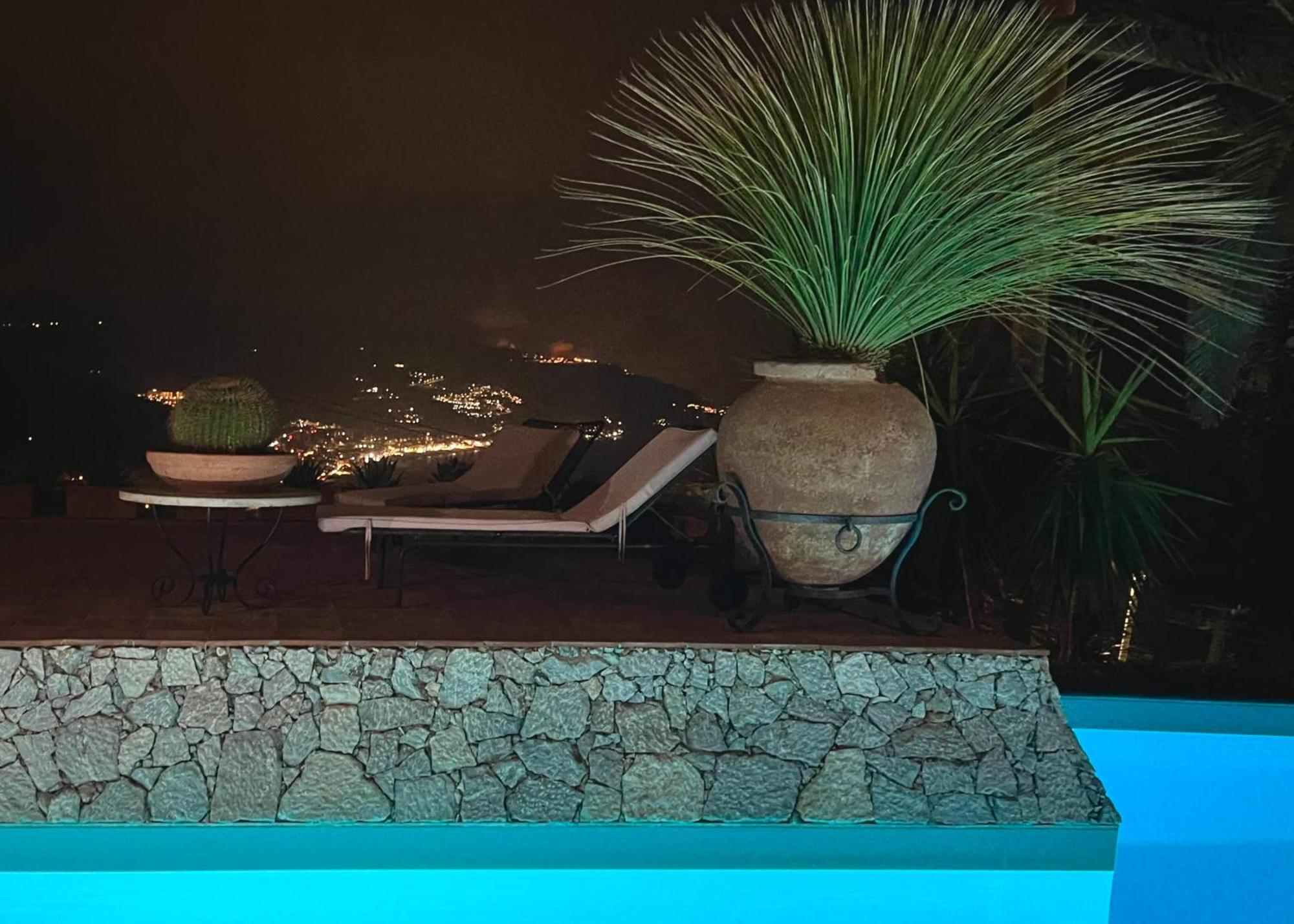 Lou Private With Panoramic Sea View Pool Apartment