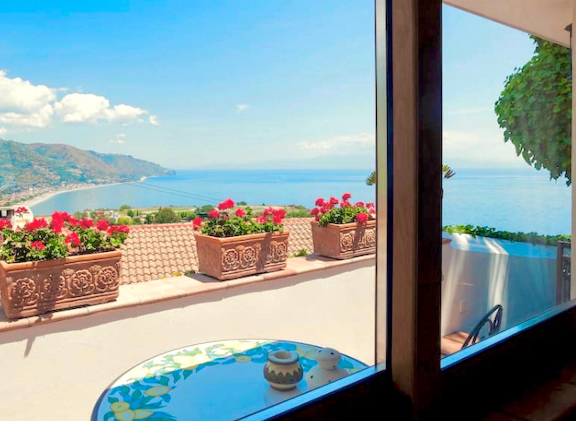 Lou Private With Panoramic Sea View Pool Apartment
