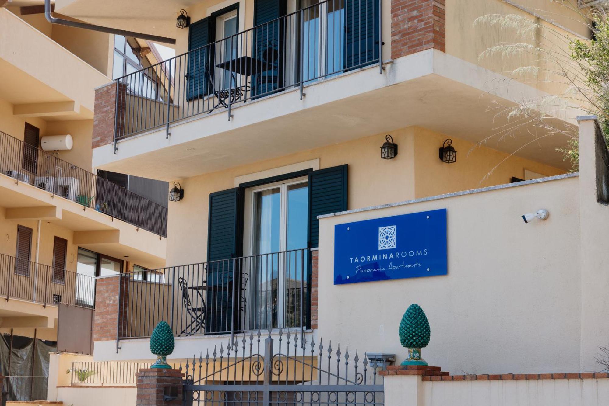 Villa Da Vinci Luxury Panoramic Apartments - Taormina Rooms Collection