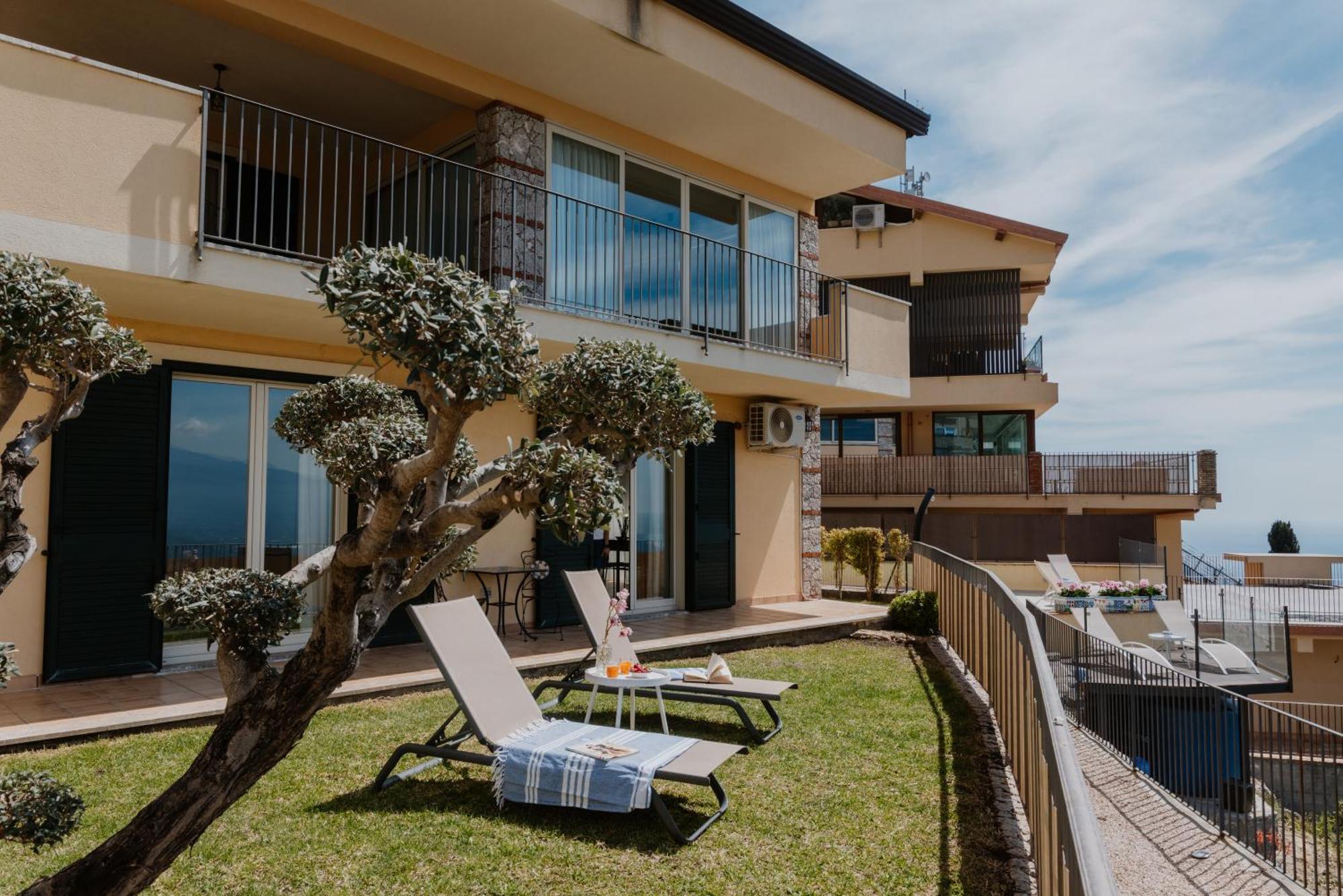 Villa Da Vinci Luxury Panoramic Apartments - Taormina Rooms Collection Apartment *
