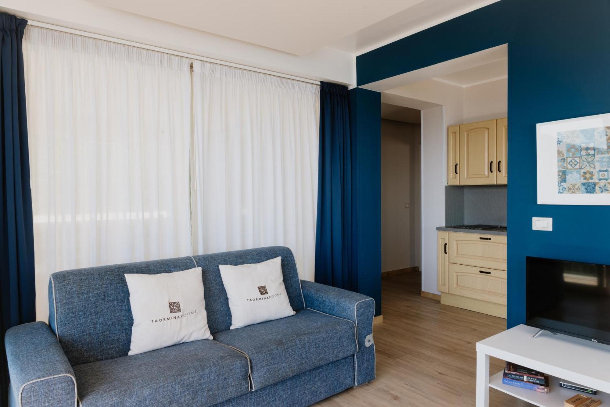 Villa Da Vinci Luxury Panoramic Apartments - Taormina Rooms Collection * Taormina