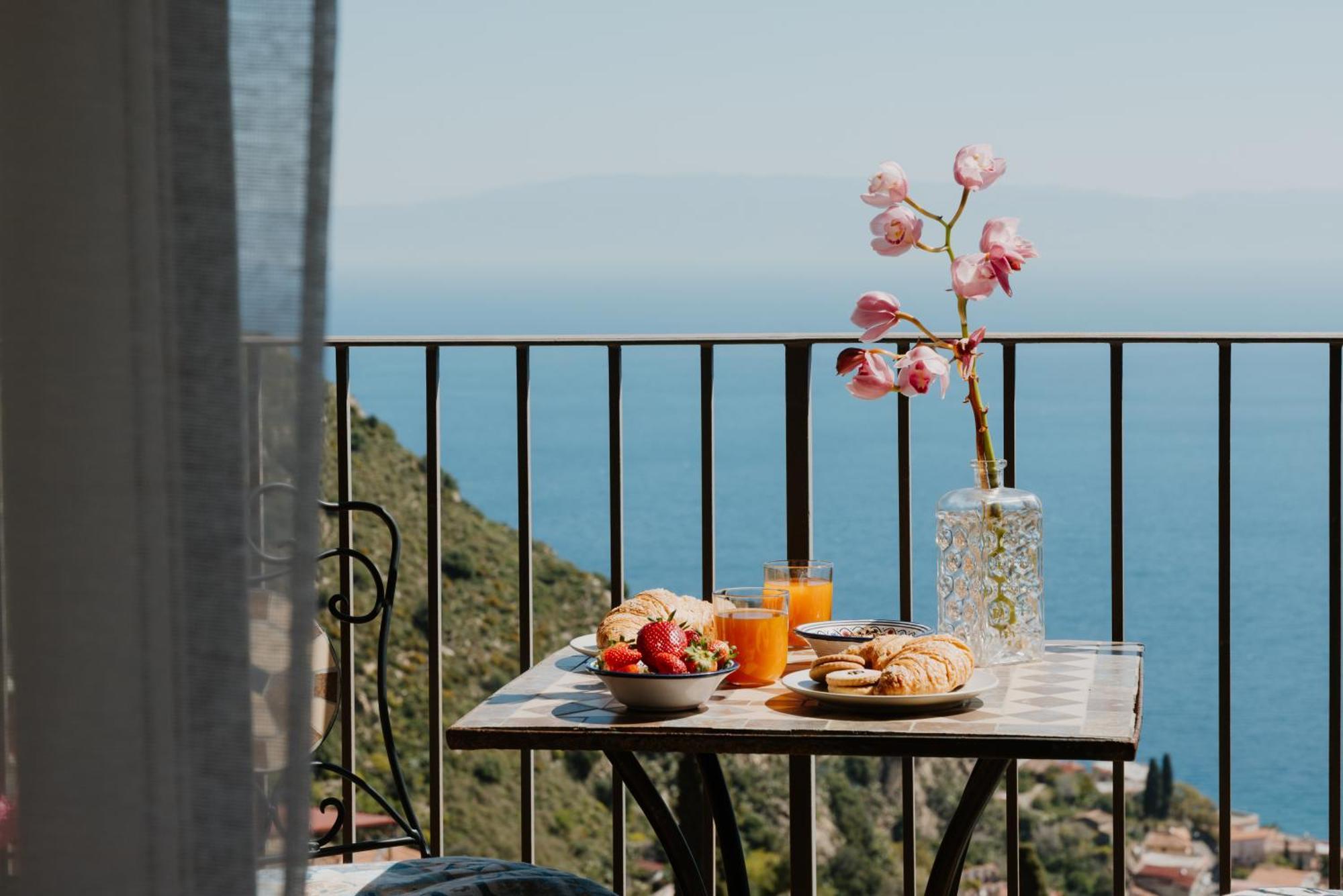 Apartment Villa Da Vinci Luxury Panoramic Apartments - Taormina Rooms Collection Taormina