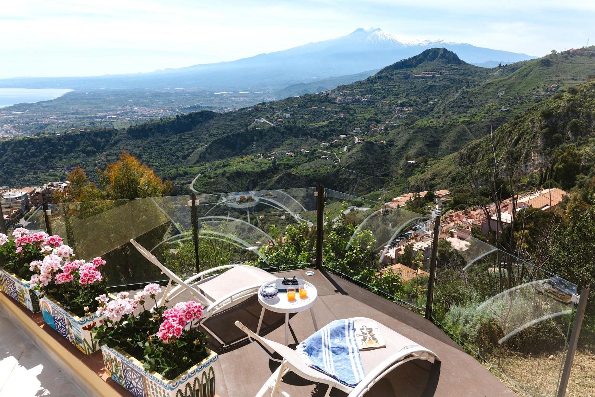 Villa Da Vinci Luxury Panoramic Apartments - Taormina Rooms Collection
