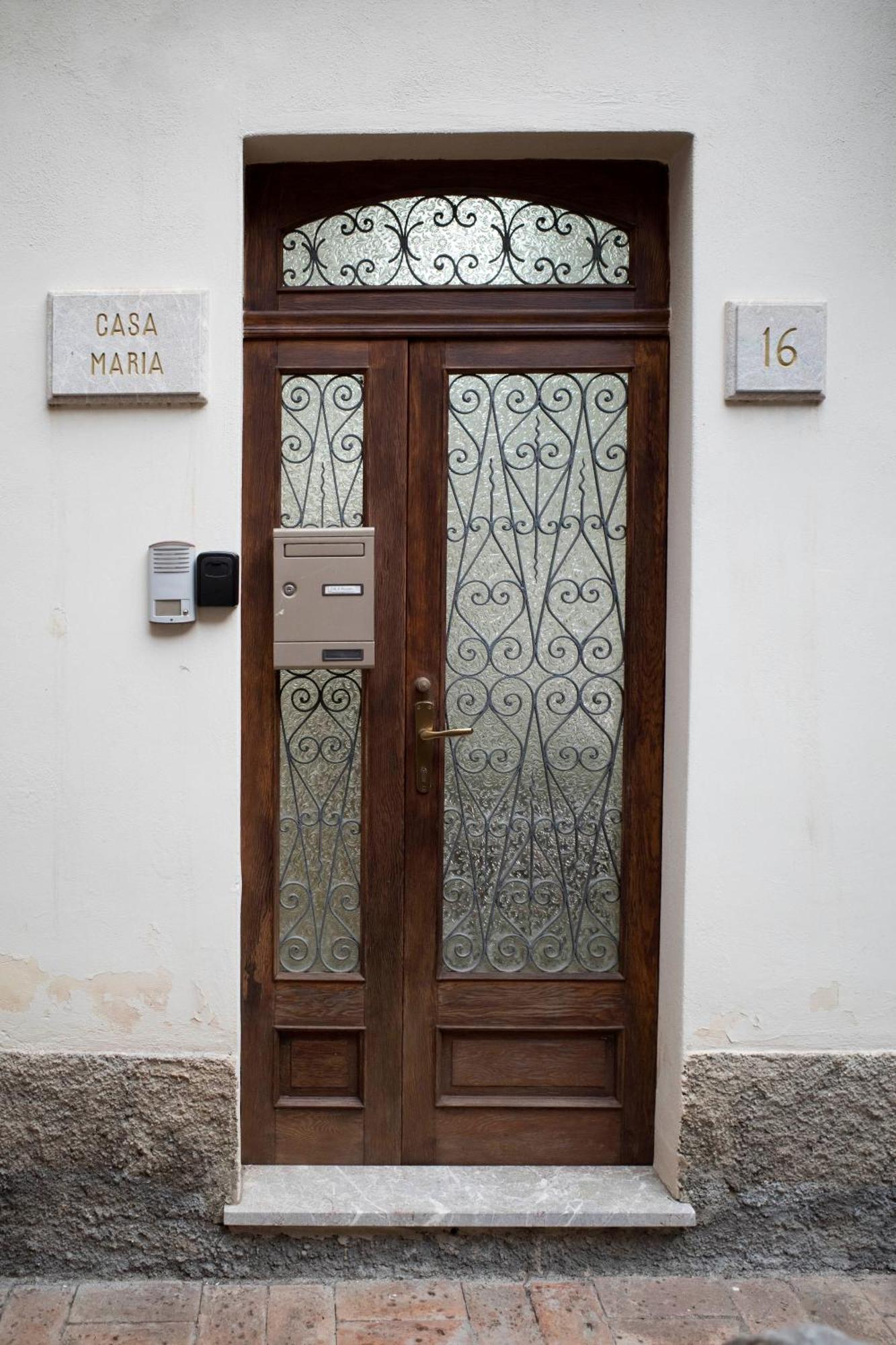 Apartment La Maison Casa Maria - Vico Zecca *