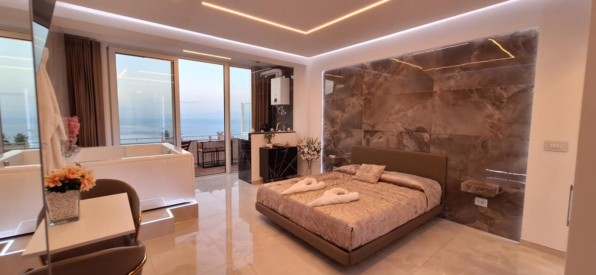 Imperial Apartment *