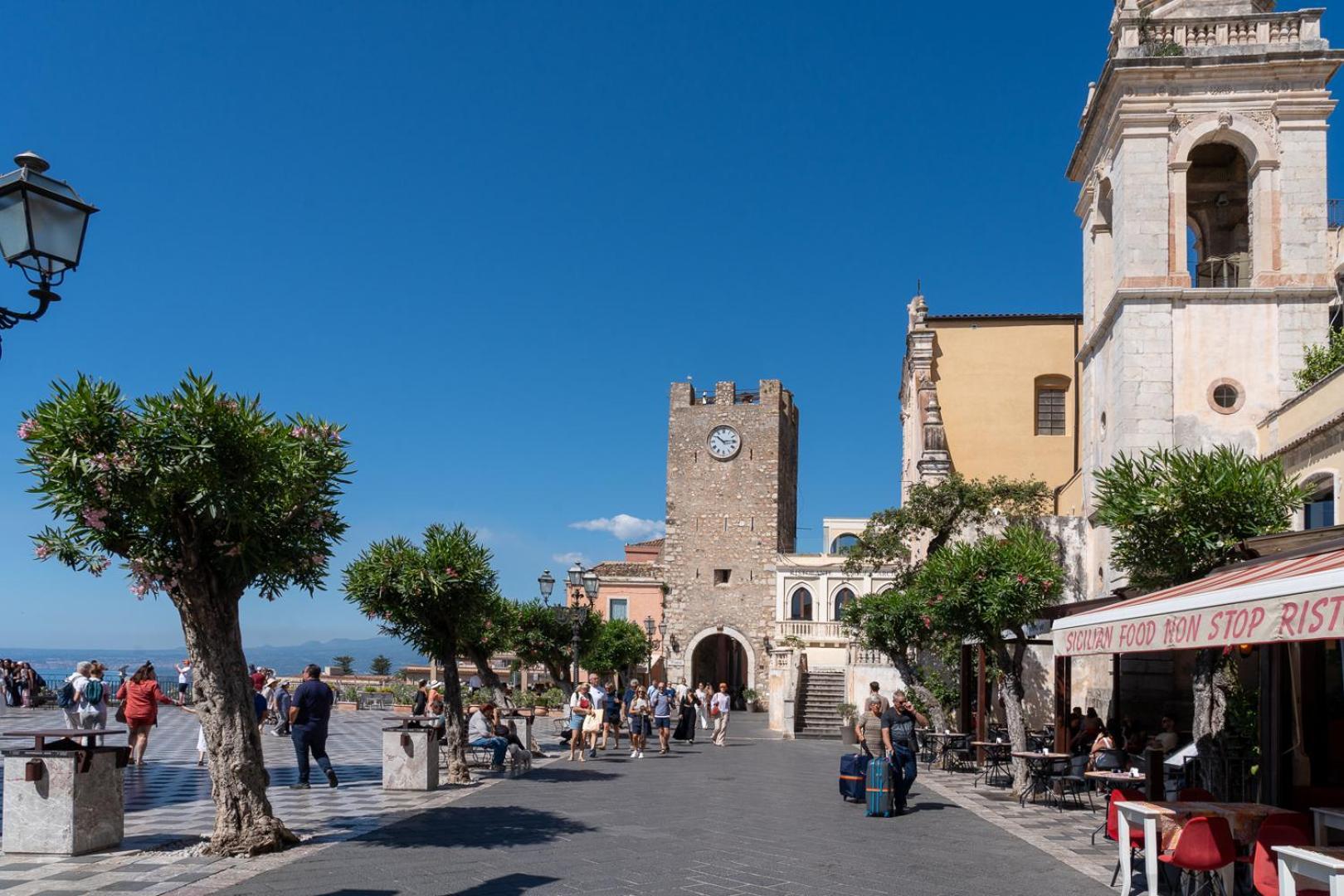 Th Luxury * Taormina